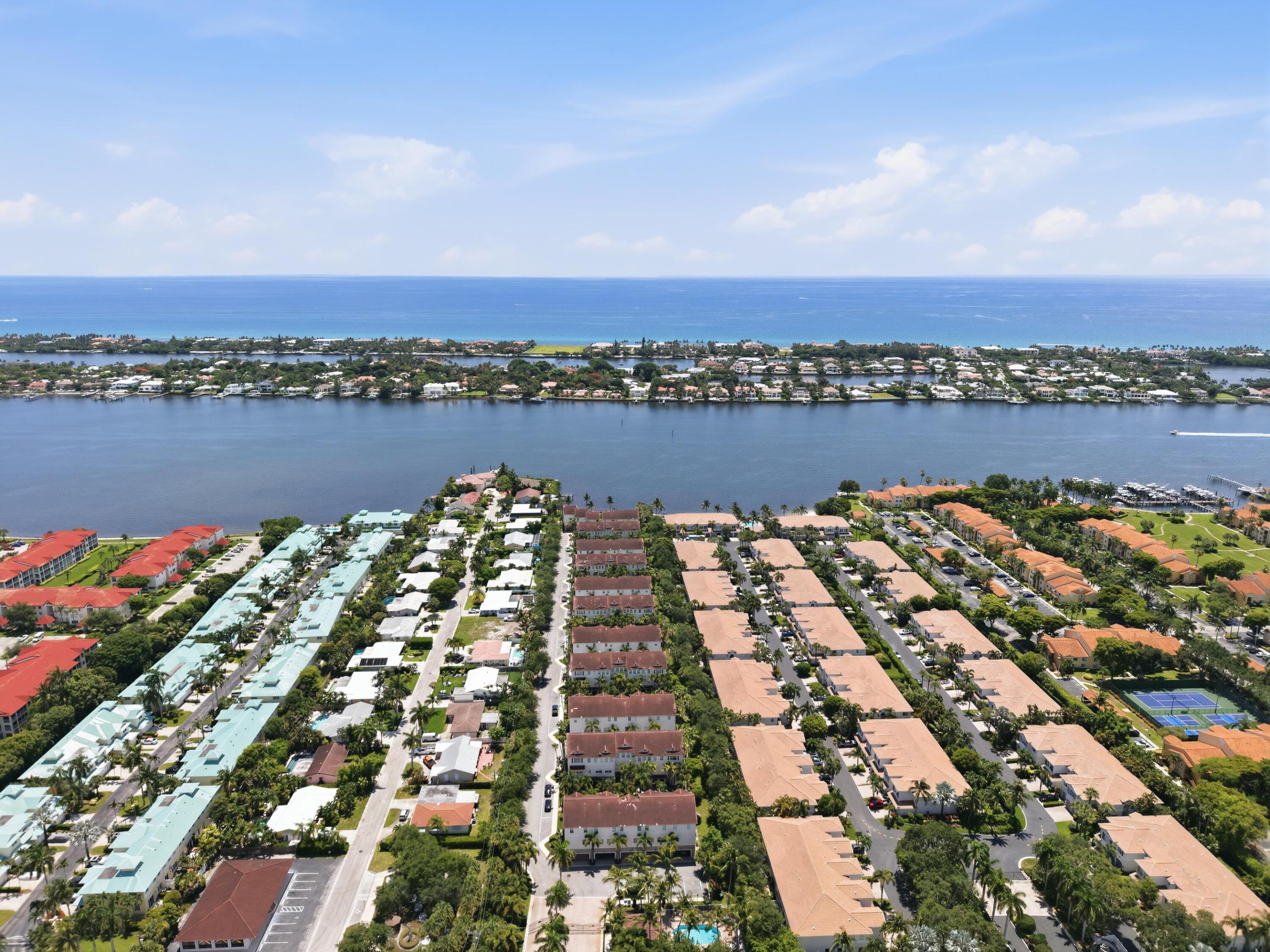 OCEAN CAY - Residential