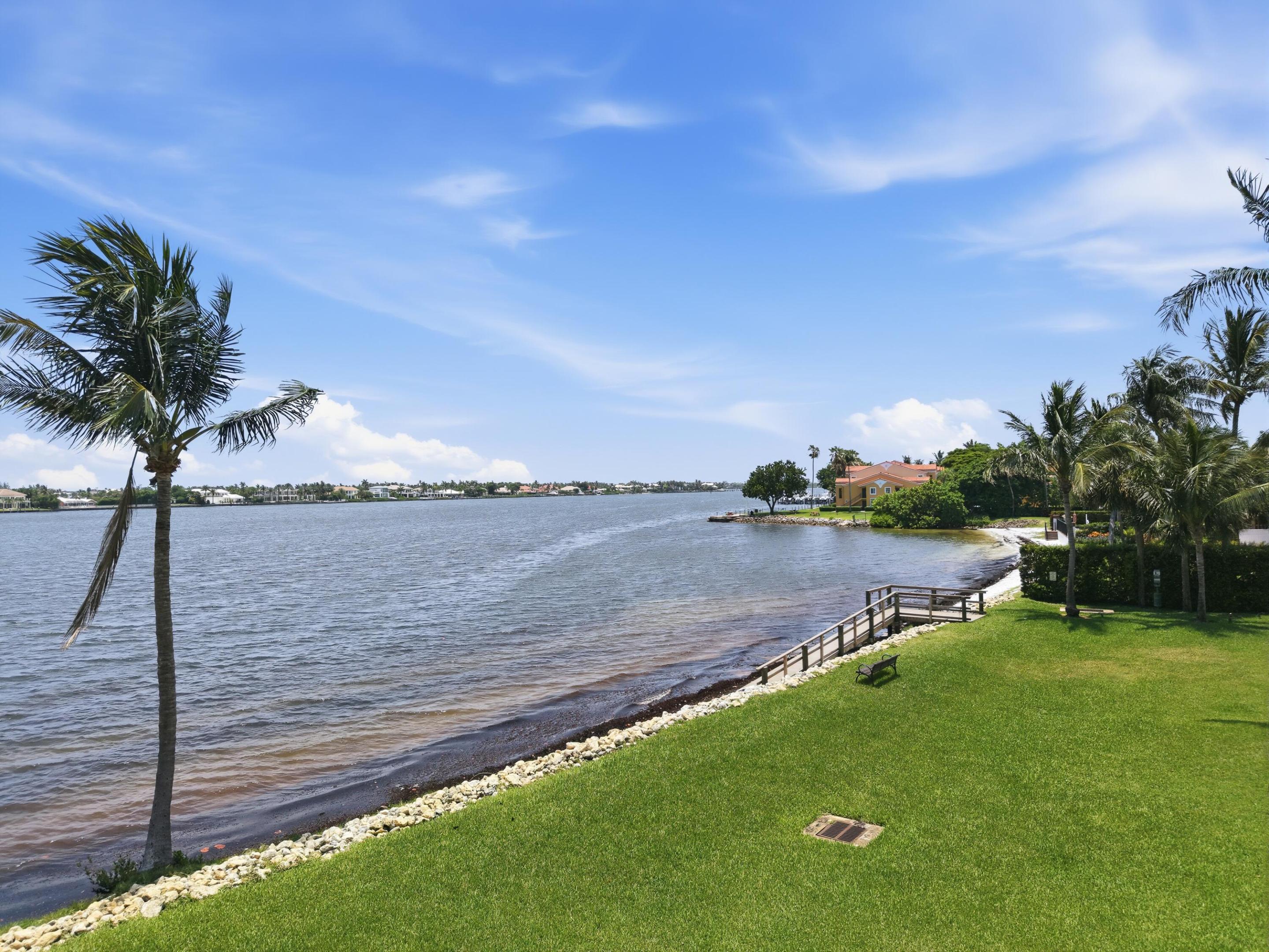OCEAN CAY - Residential