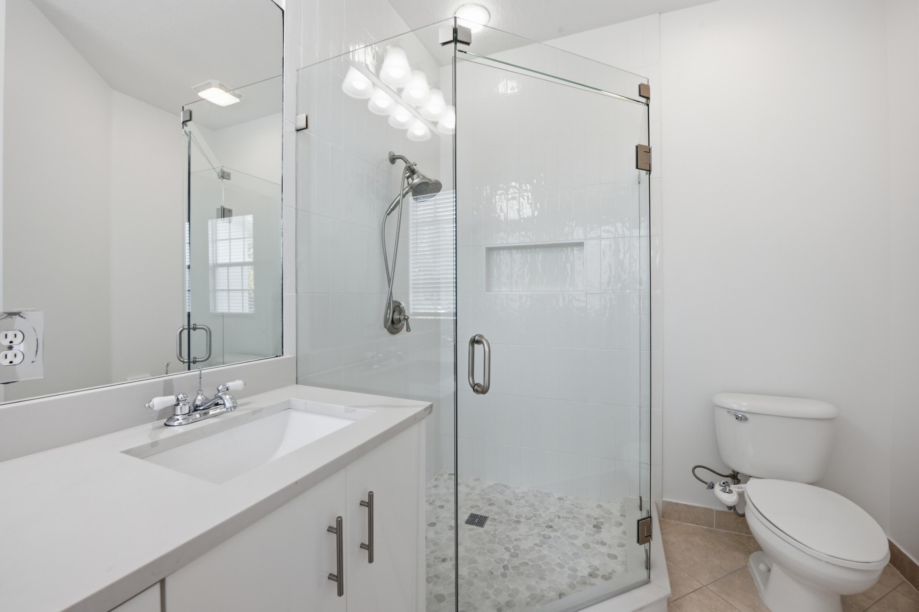 OCEAN CAY - Residential