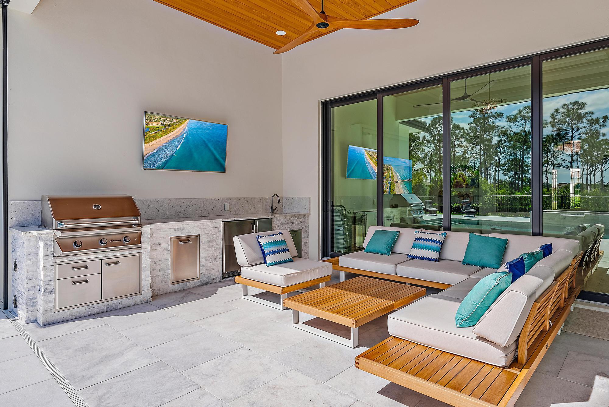 PENNOCK PRESERVE (AKA PRADO) - Residential