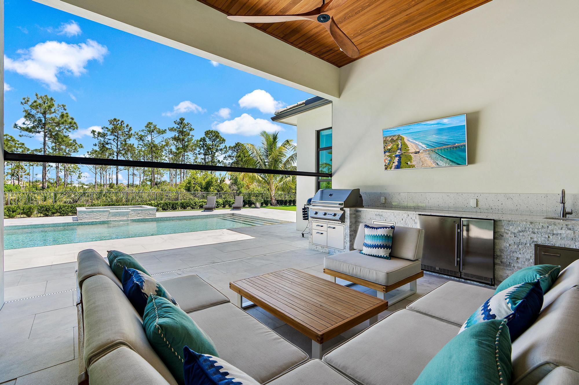 PENNOCK PRESERVE (AKA PRADO) - Residential