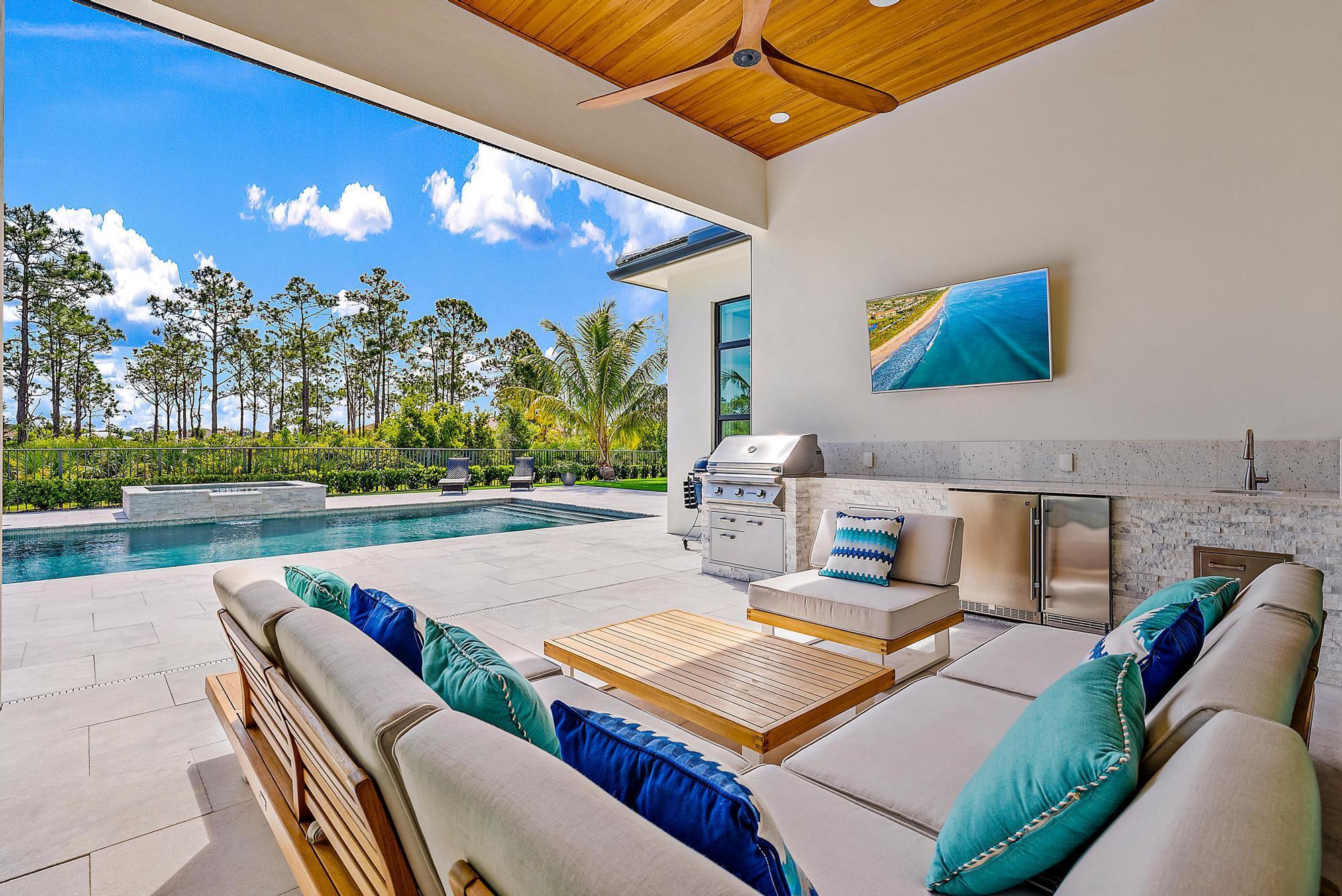 PENNOCK PRESERVE (AKA PRADO) - Residential