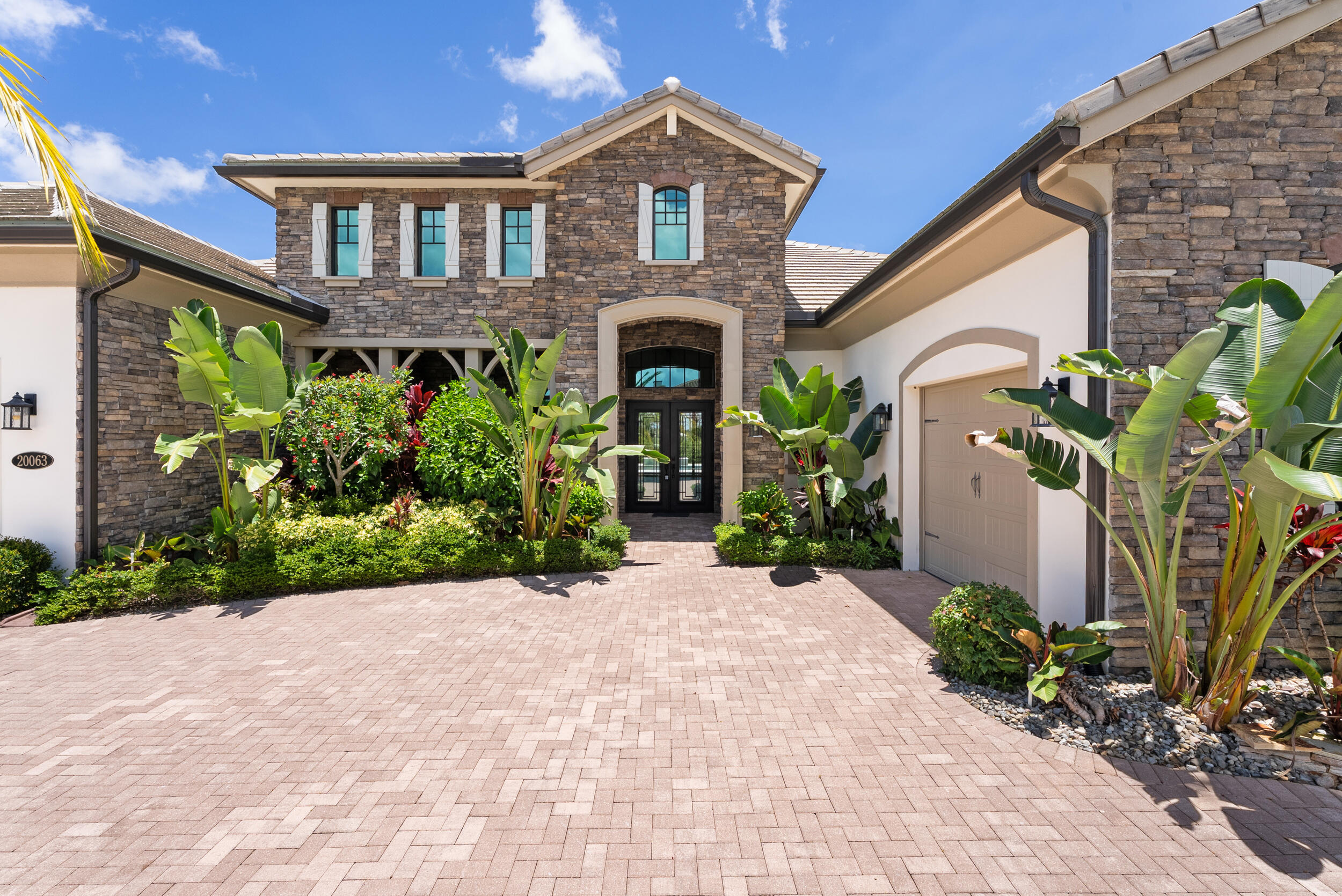 PENNOCK PRESERVE (AKA PRADO) - Residential