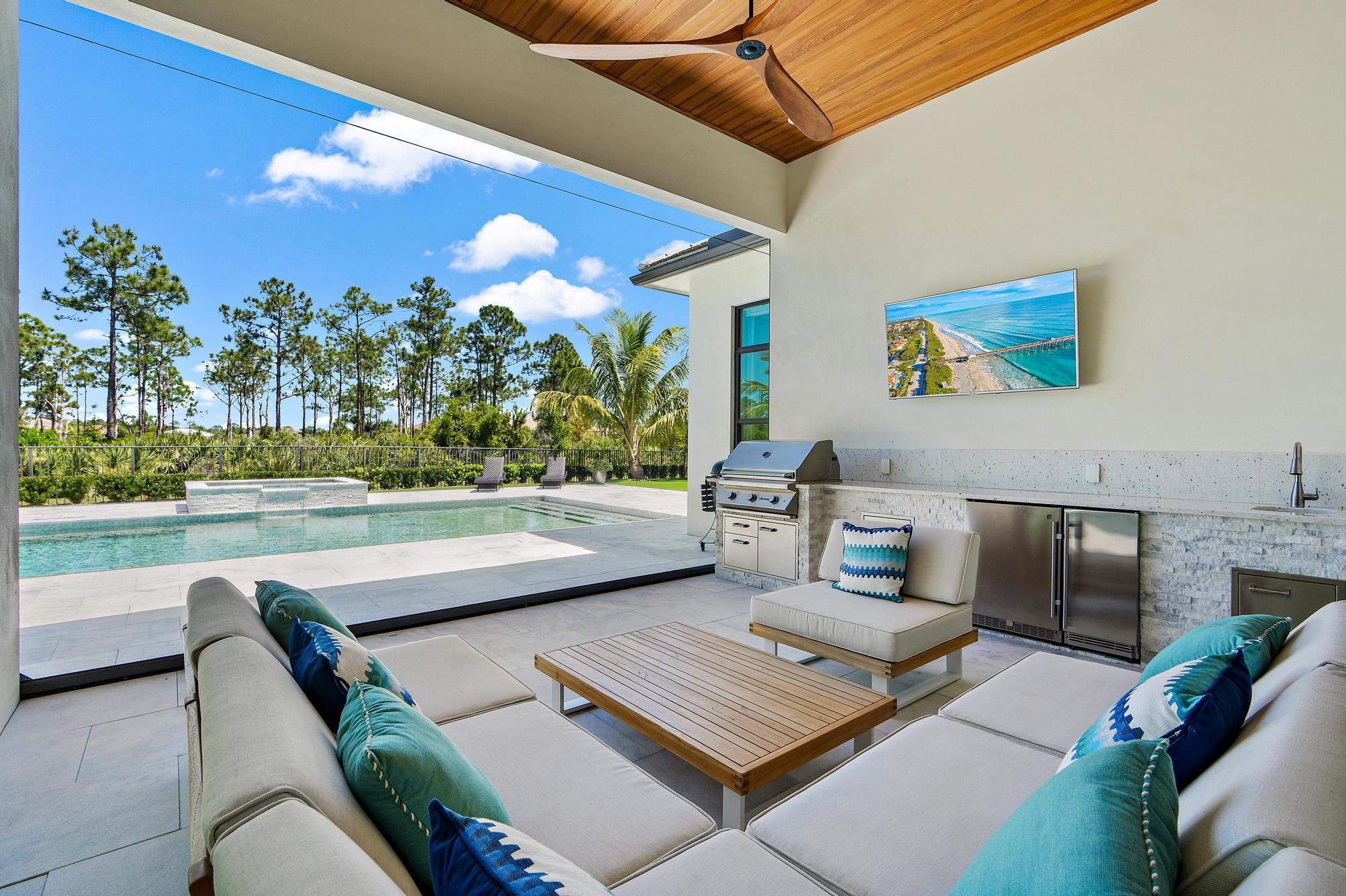 PENNOCK PRESERVE (AKA PRADO) - Residential