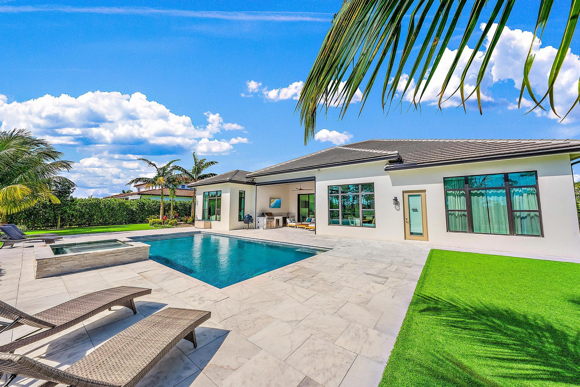 PENNOCK PRESERVE (AKA PRADO) - Residential