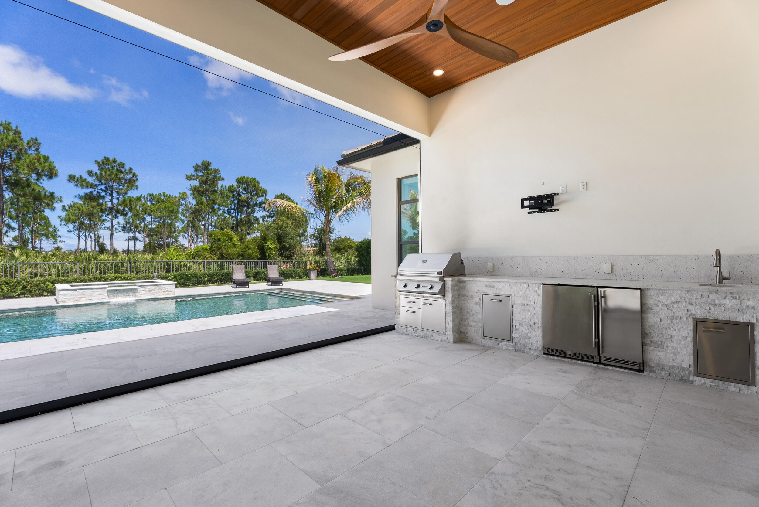 PENNOCK PRESERVE (AKA PRADO) - Residential