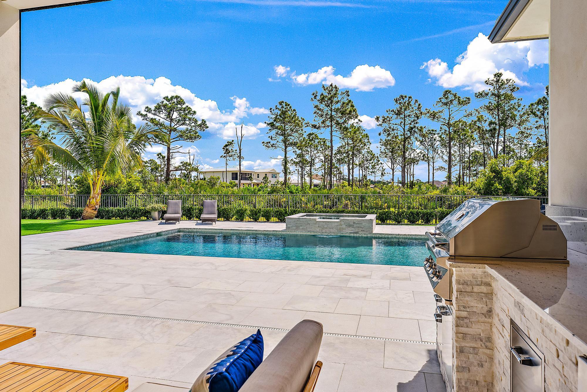 PENNOCK PRESERVE (AKA PRADO) - Residential