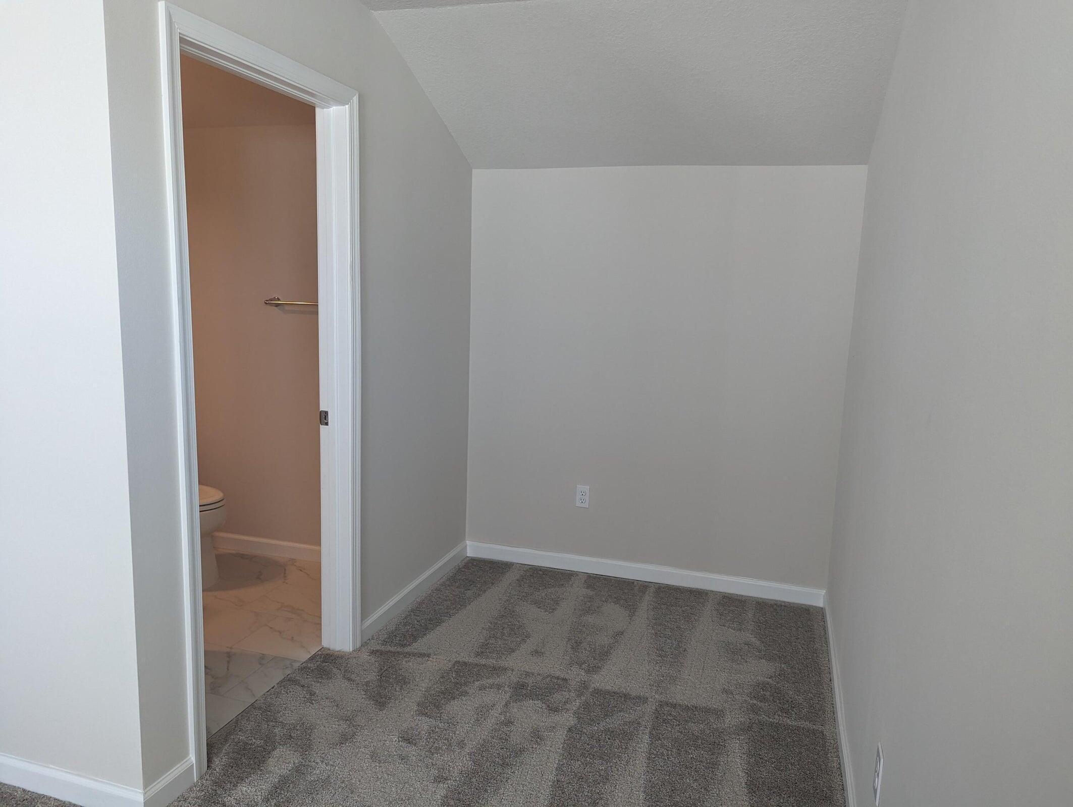 VERANO SOUTH PUD 1 - POD C - PLAT NO. 4 - Residential Lease