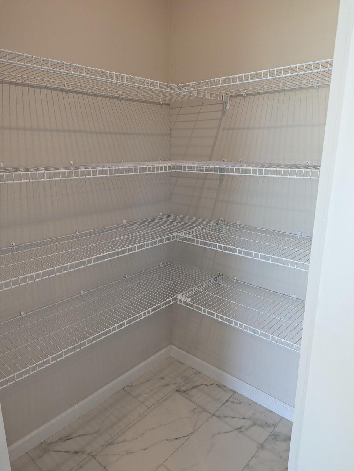 VERANO SOUTH PUD 1 - POD C - PLAT NO. 4 - Residential Lease