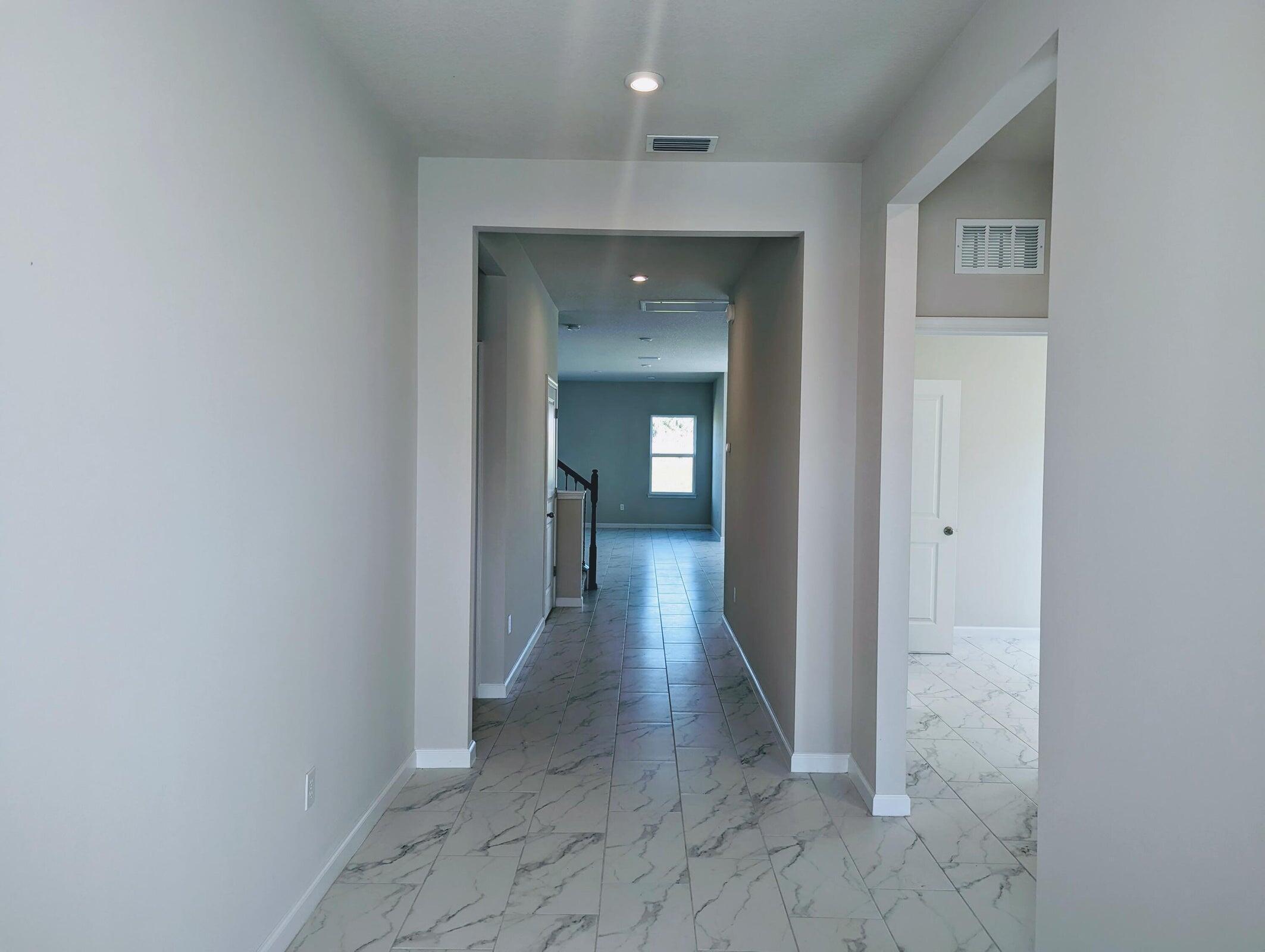 VERANO SOUTH PUD 1 - POD C - PLAT NO. 4 - Residential Lease