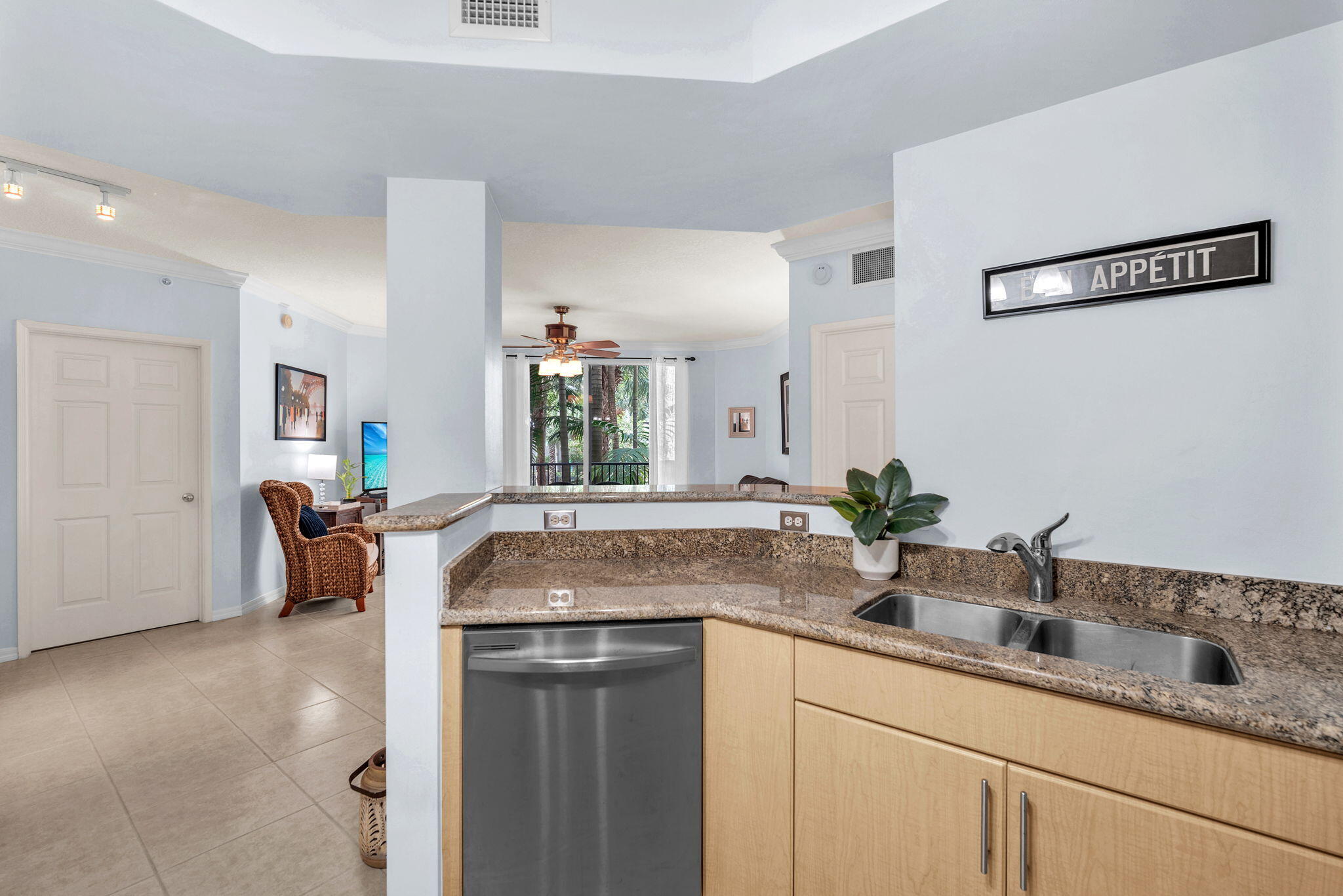 LAUDERDALE ONE CONDO - Residential