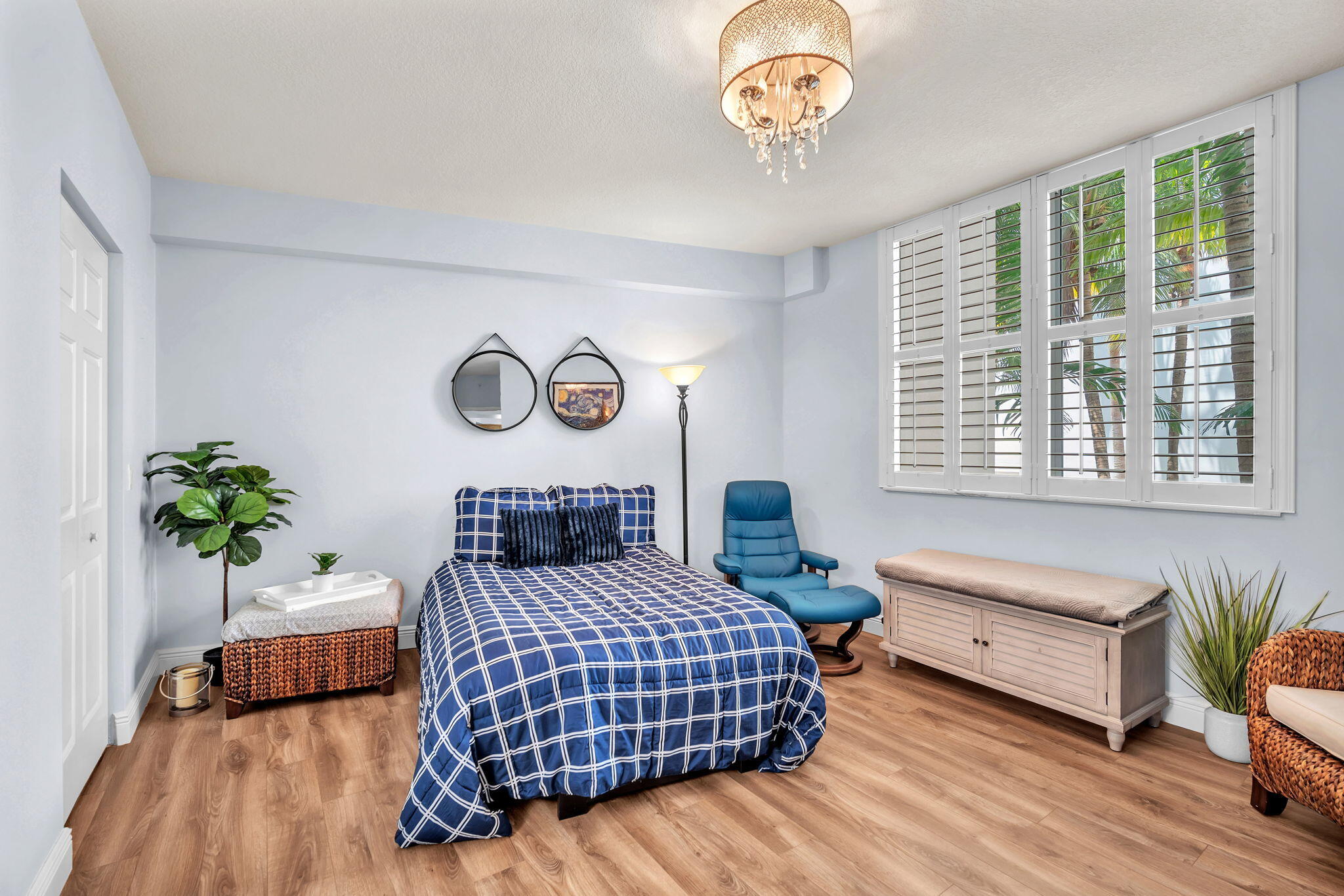 LAUDERDALE ONE CONDO - Residential