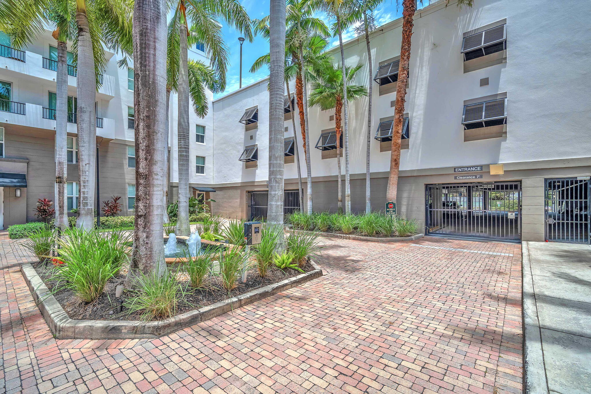 LAUDERDALE ONE CONDO - Residential