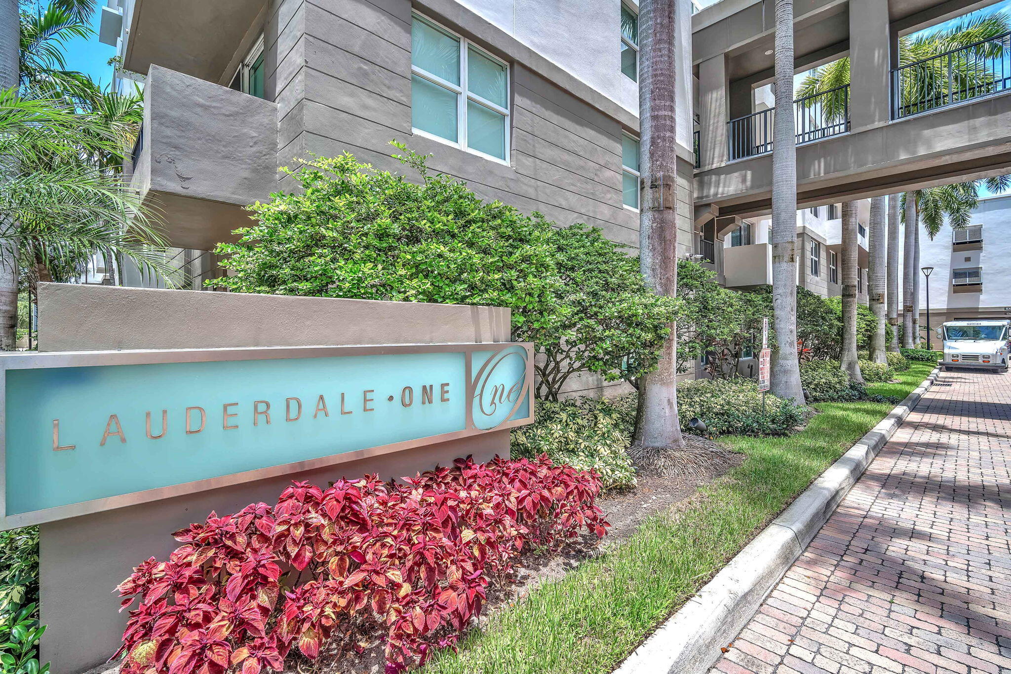 LAUDERDALE ONE CONDO - Residential