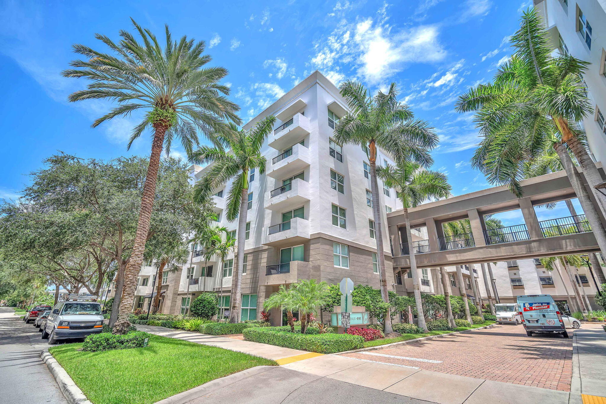 LAUDERDALE ONE CONDO - Residential