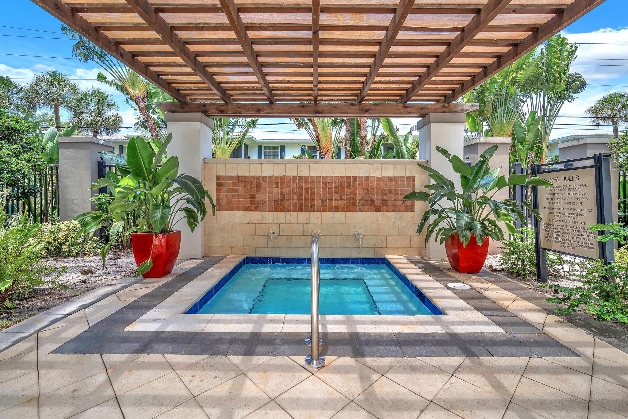 LAUDERDALE ONE CONDO - Residential