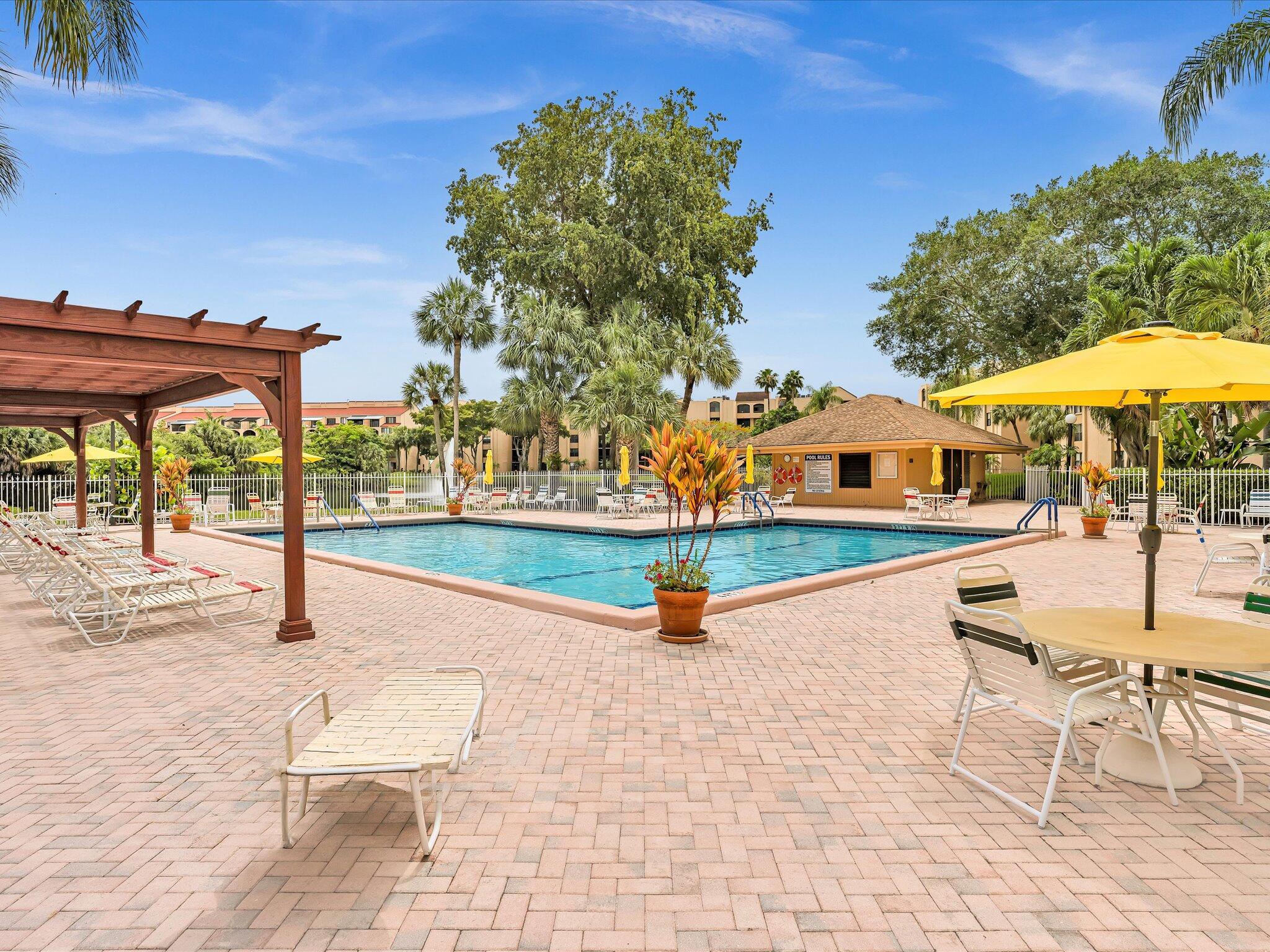 LAVERS DELRAY RACQUET CLUB CONDO - Residential Lease