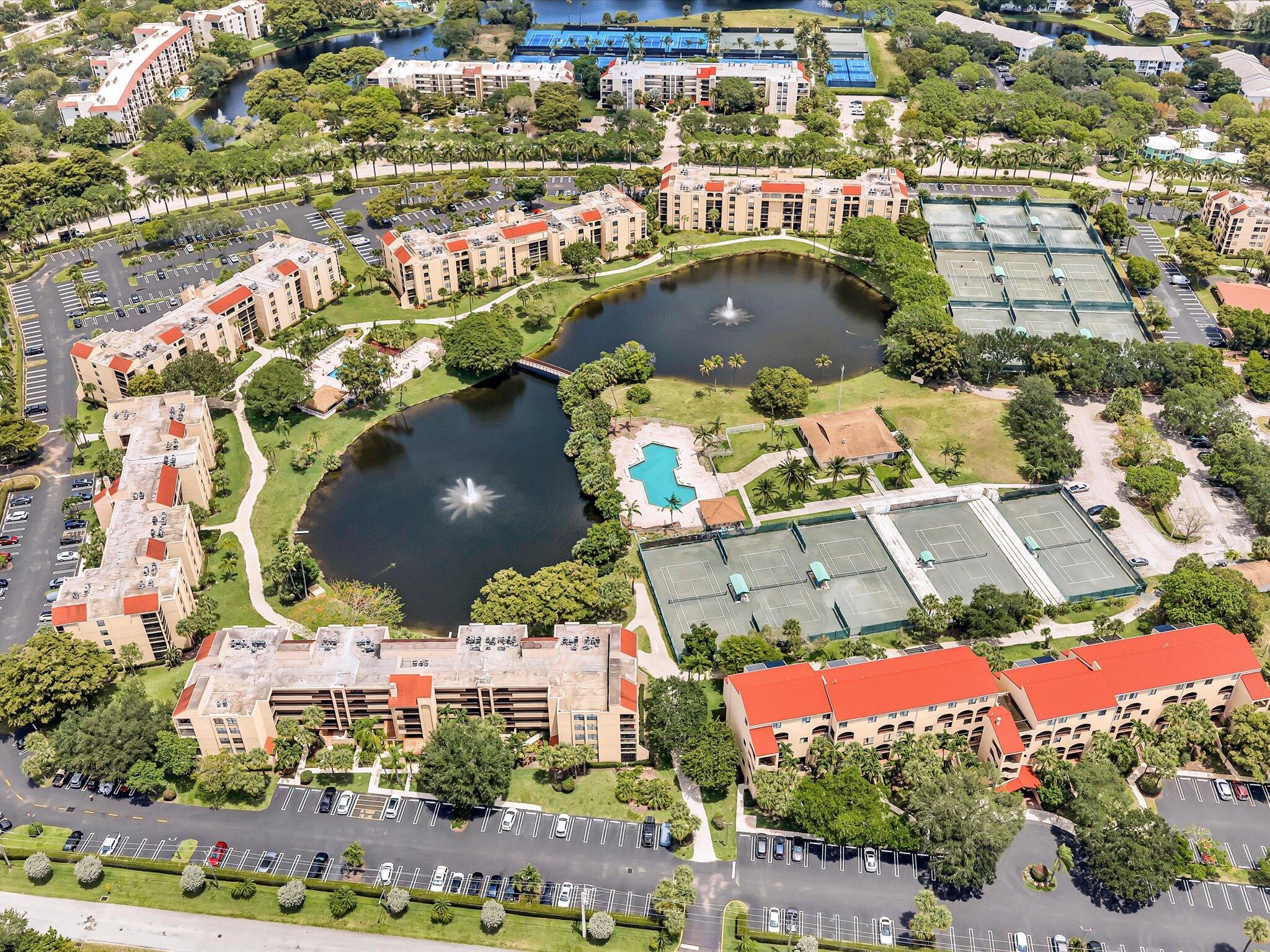LAVERS DELRAY RACQUET CLUB CONDO - Residential Lease