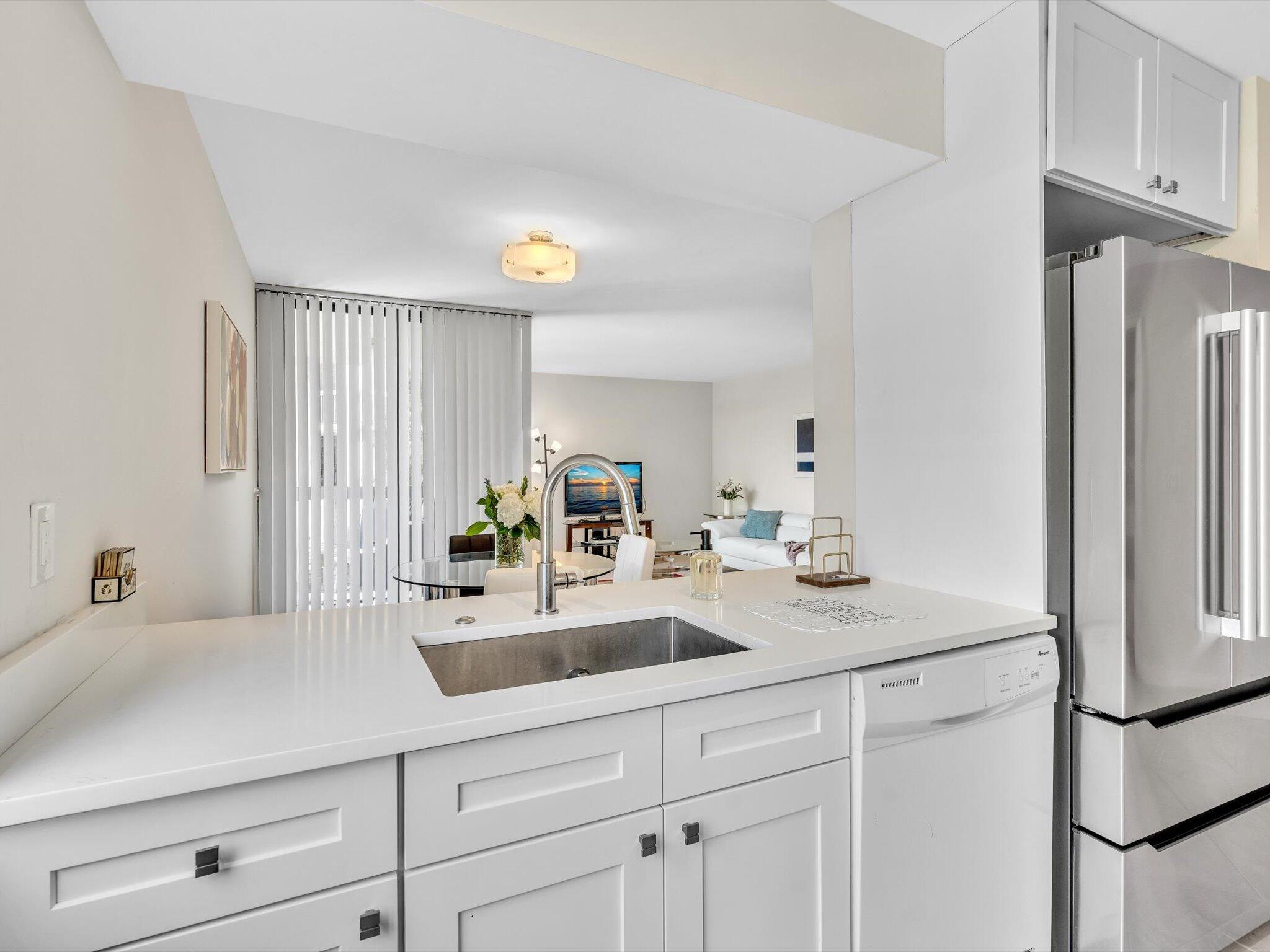 LAVERS DELRAY RACQUET CLUB CONDO - Residential Lease