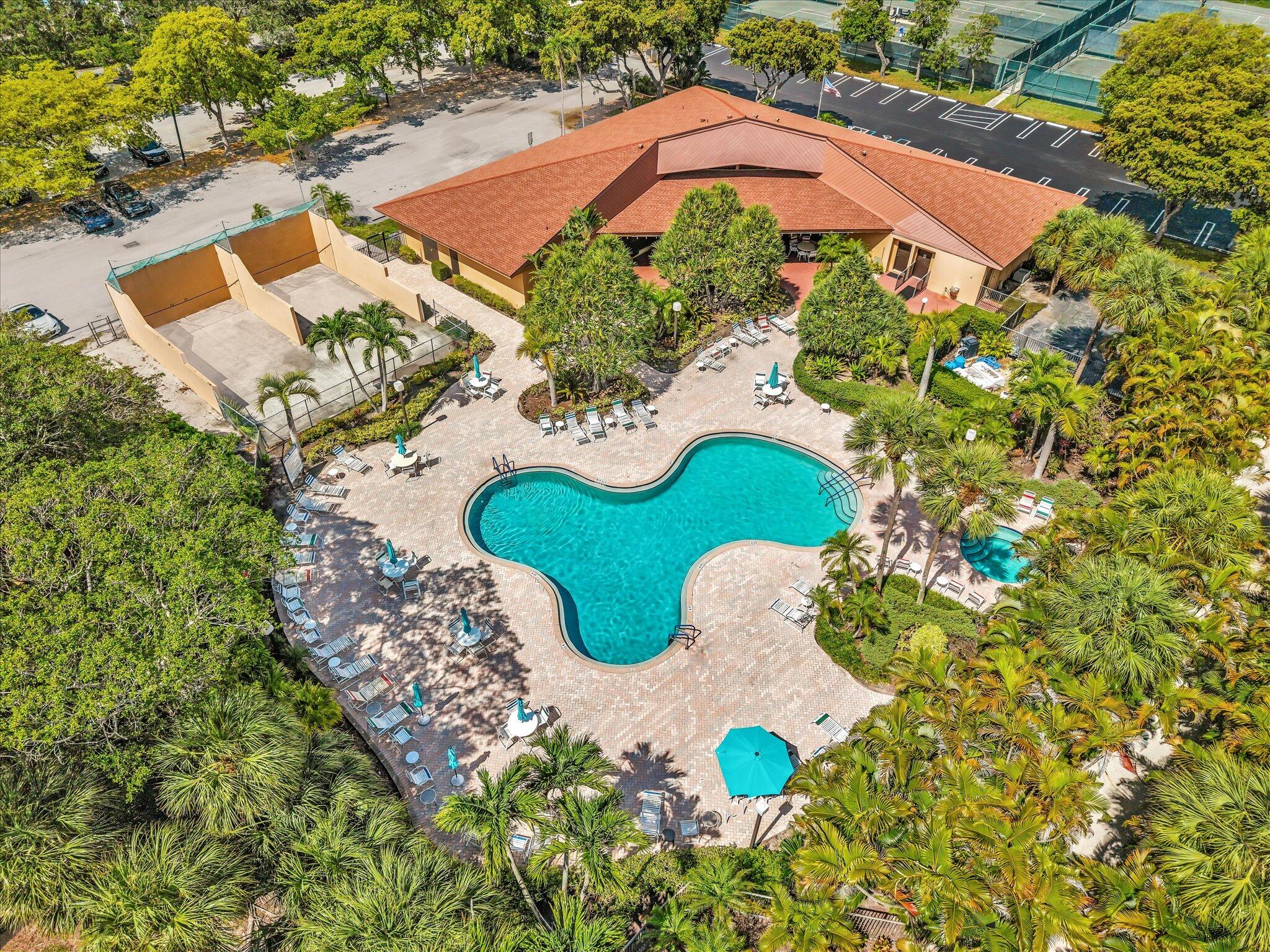 LAVERS DELRAY RACQUET CLUB CONDO - Residential Lease