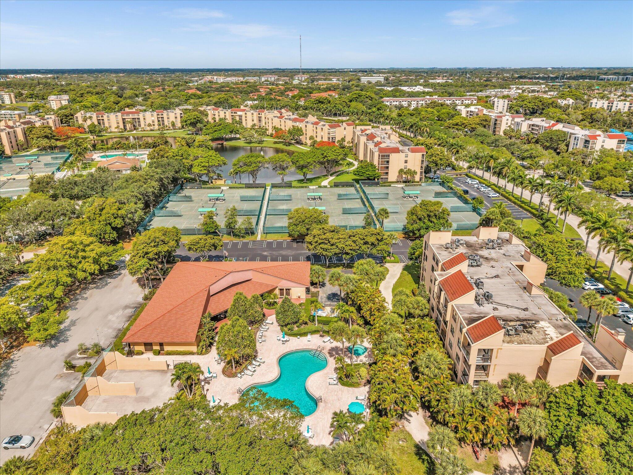 LAVERS DELRAY RACQUET CLUB CONDO - Residential Lease