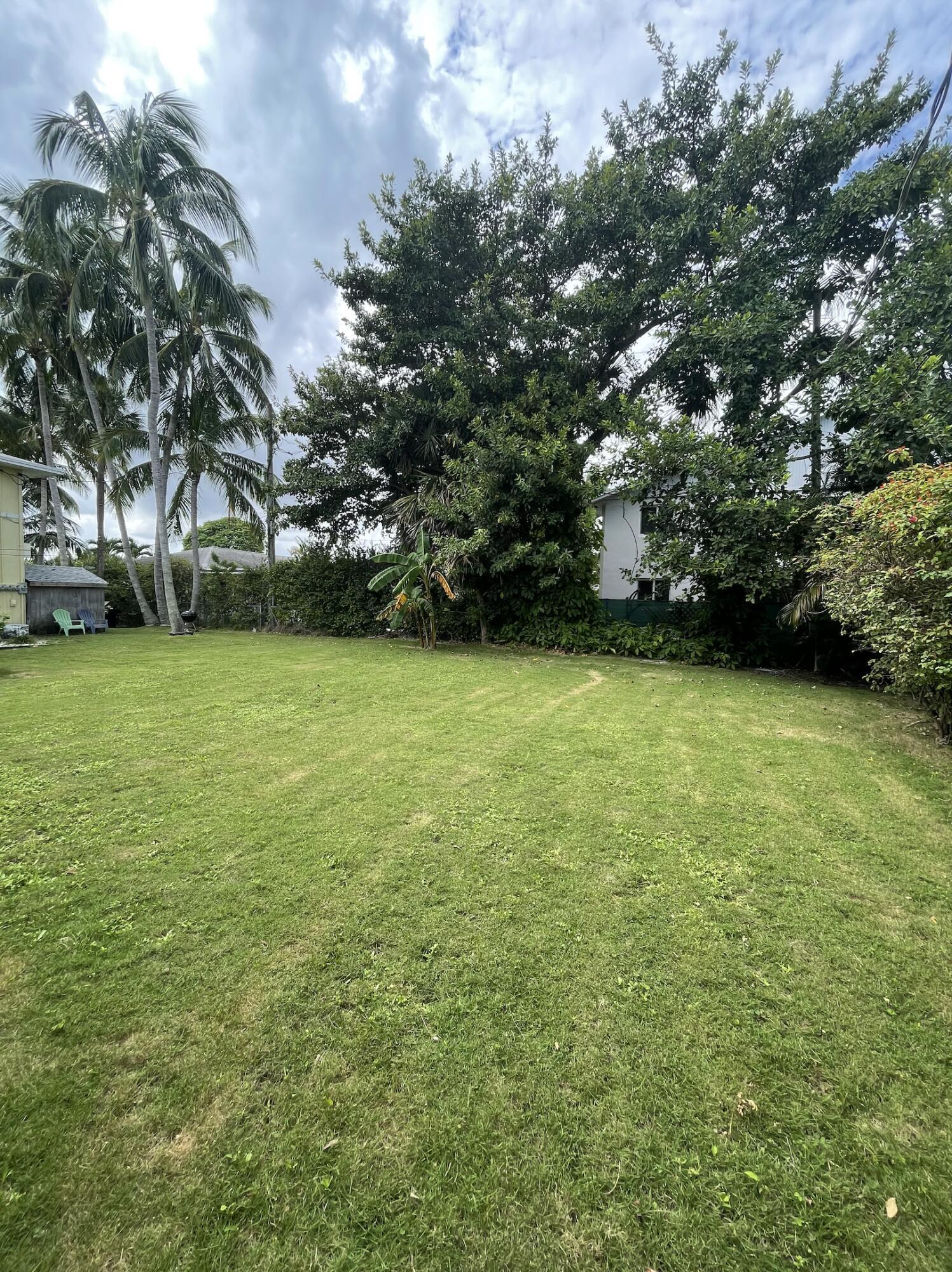 YACHT HARBOR ESTATES - Residential Lease