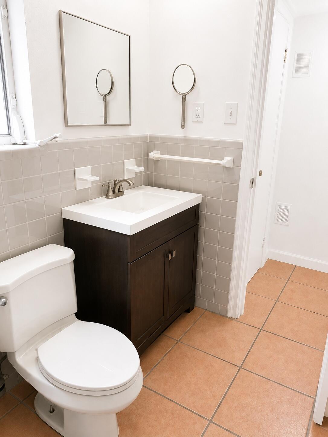 YACHT HARBOR ESTATES - Residential Lease
