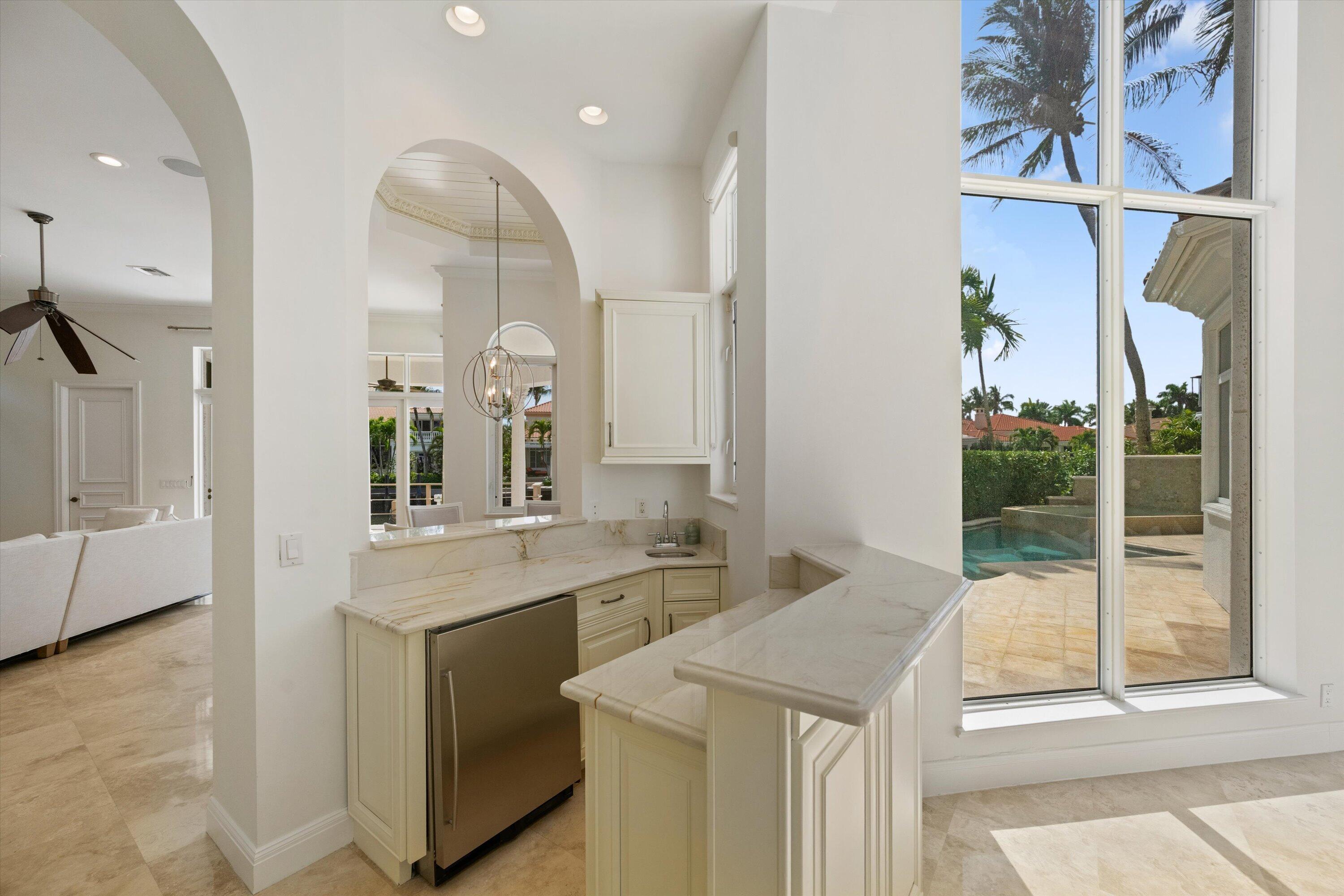 HARBOUR ISLES - Residential