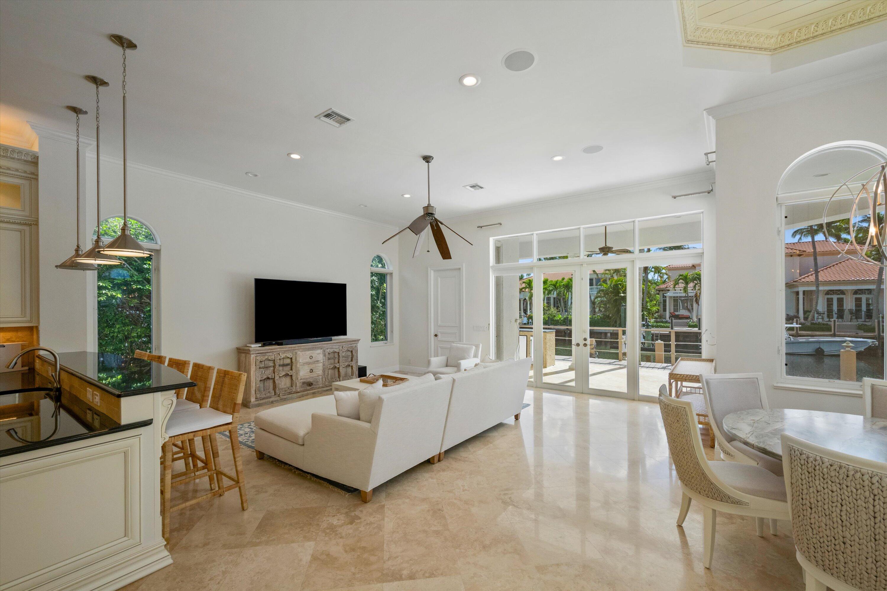 HARBOUR ISLES - Residential