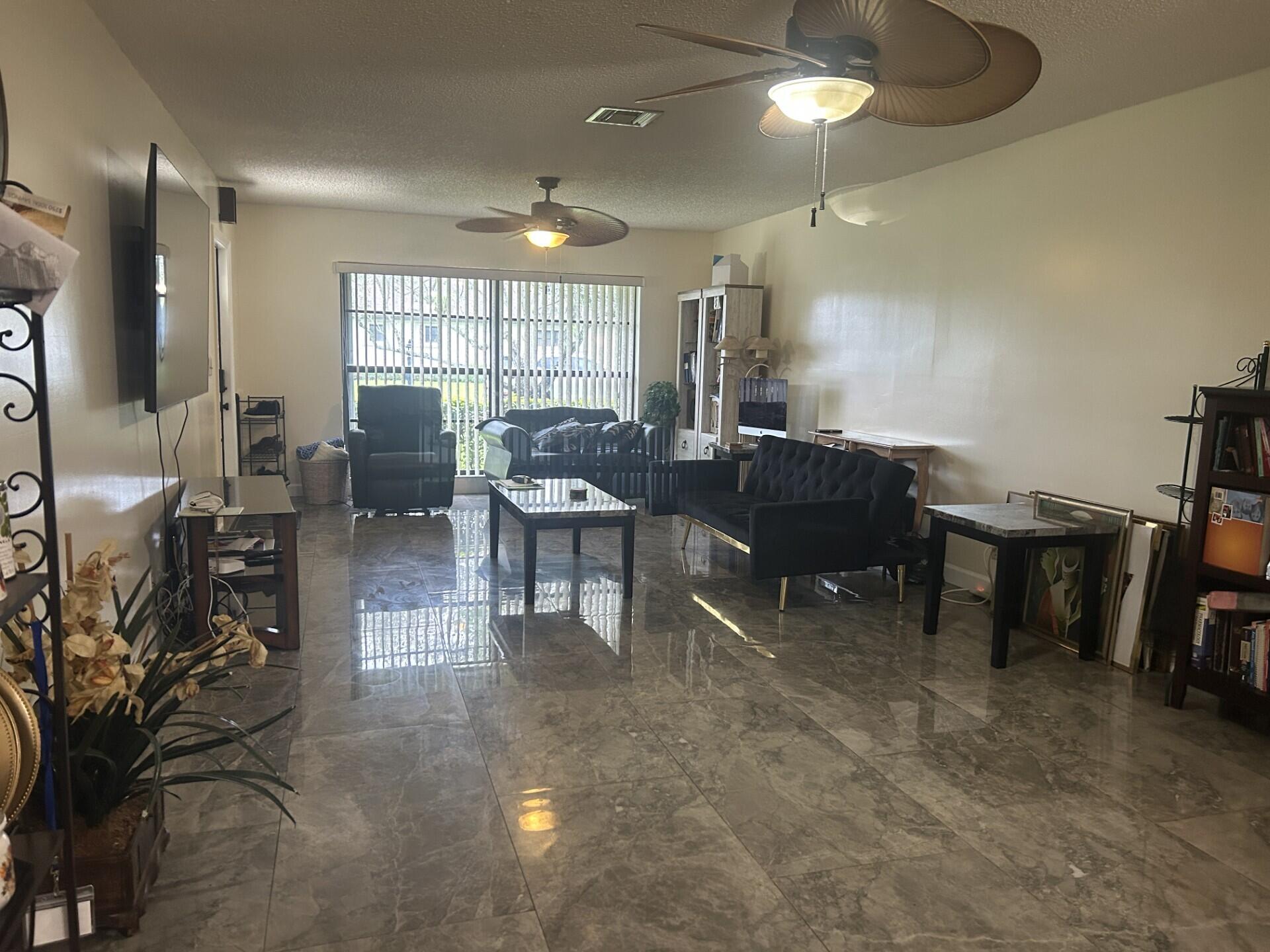 GREENTREE VILLAS CONDO - Residential