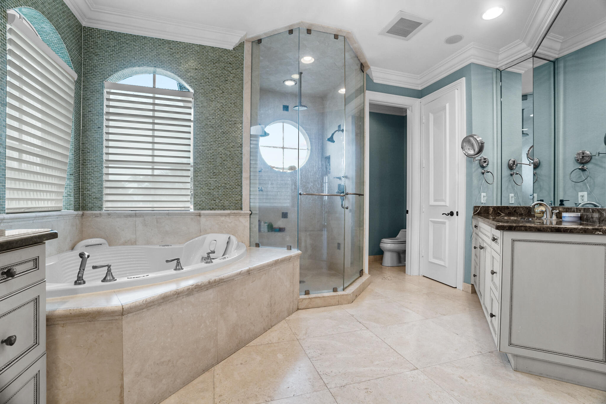 CARIBBEAN KEYS - Residential