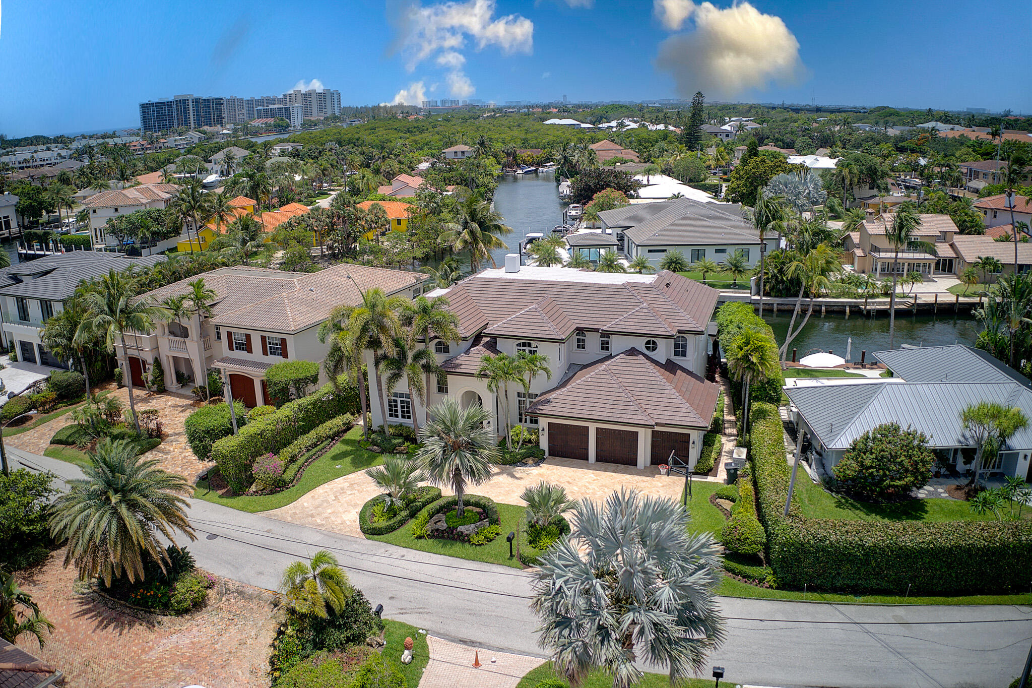 CARIBBEAN KEYS - Residential