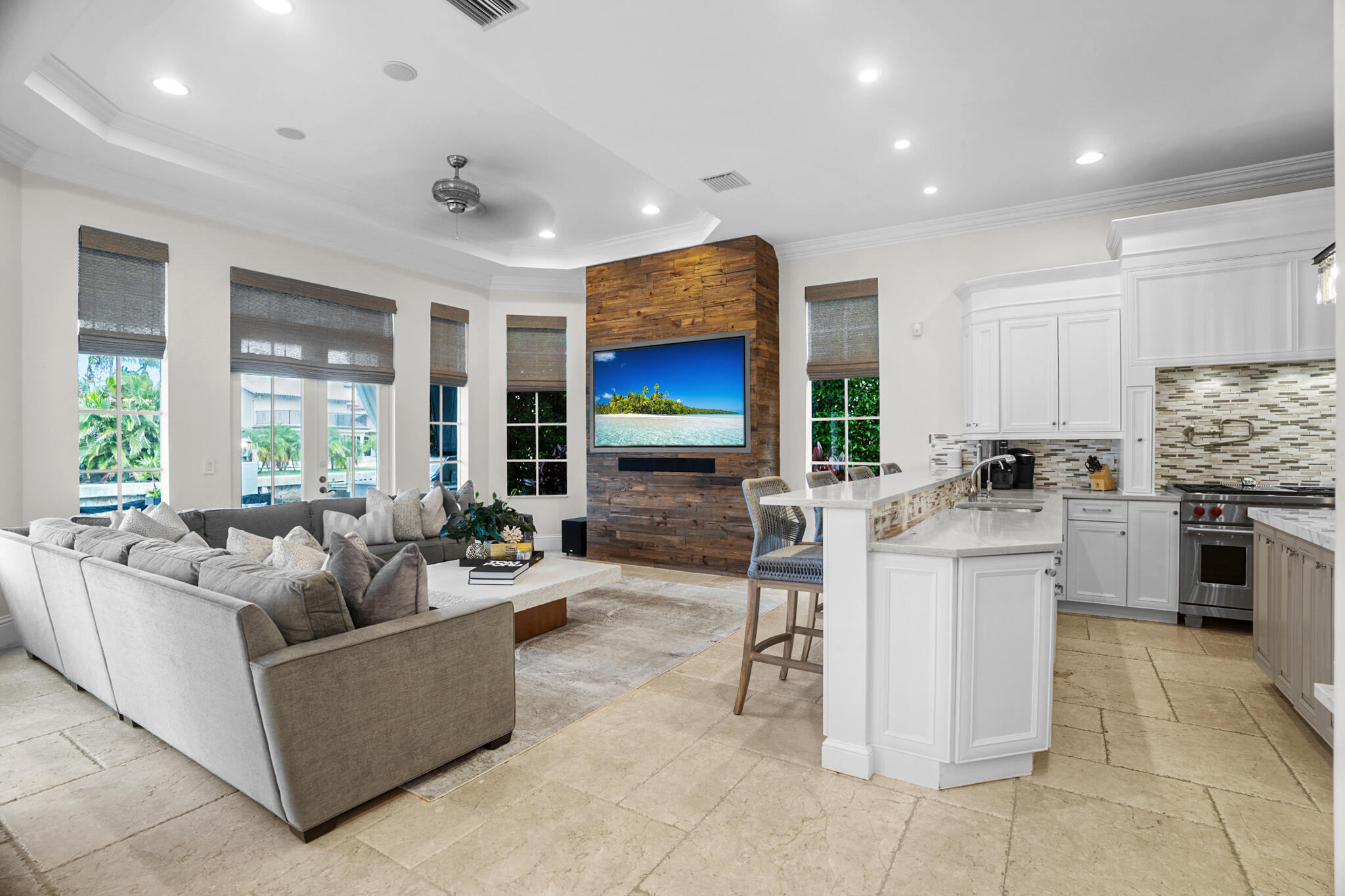 CARIBBEAN KEYS - Residential