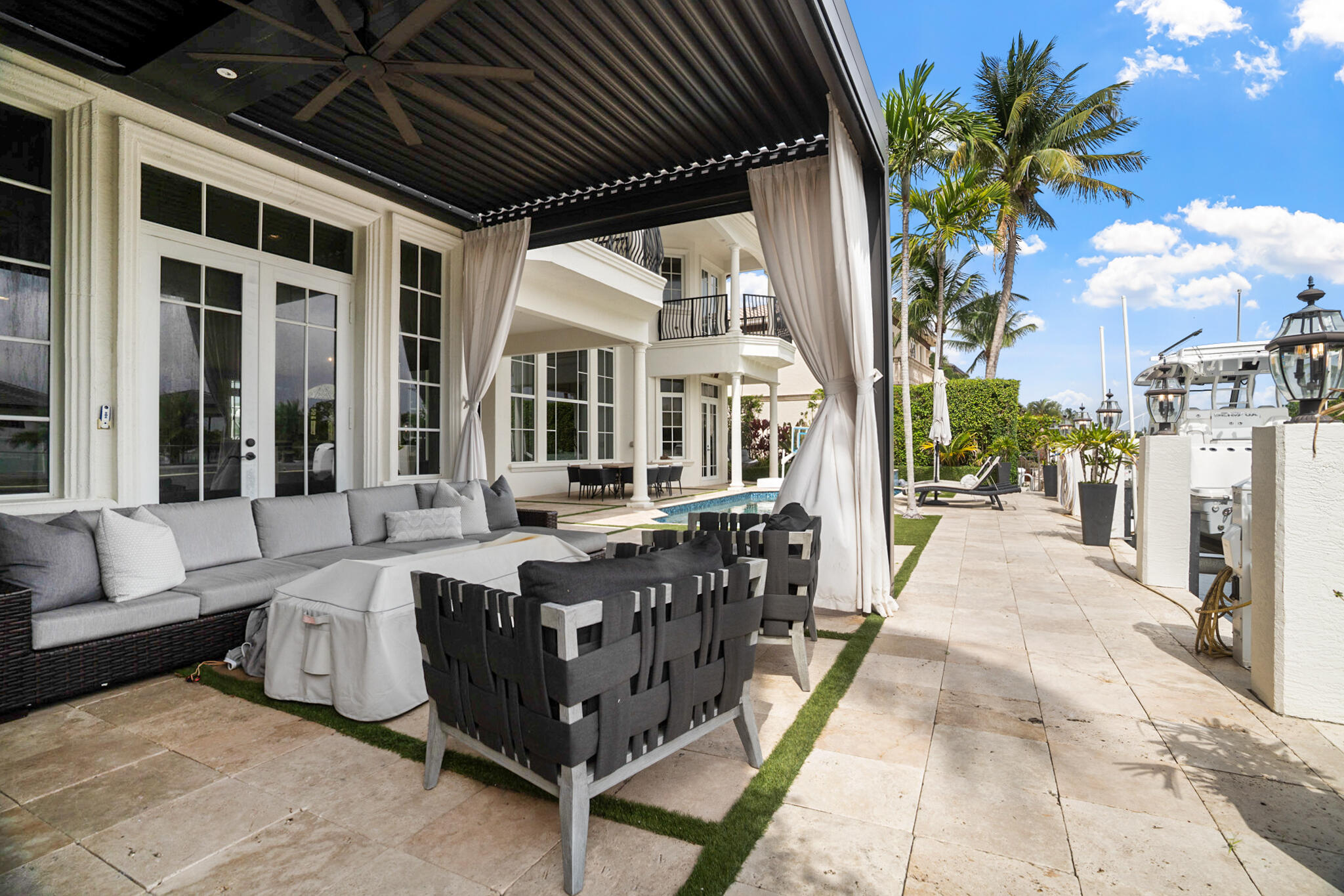 CARIBBEAN KEYS - Residential