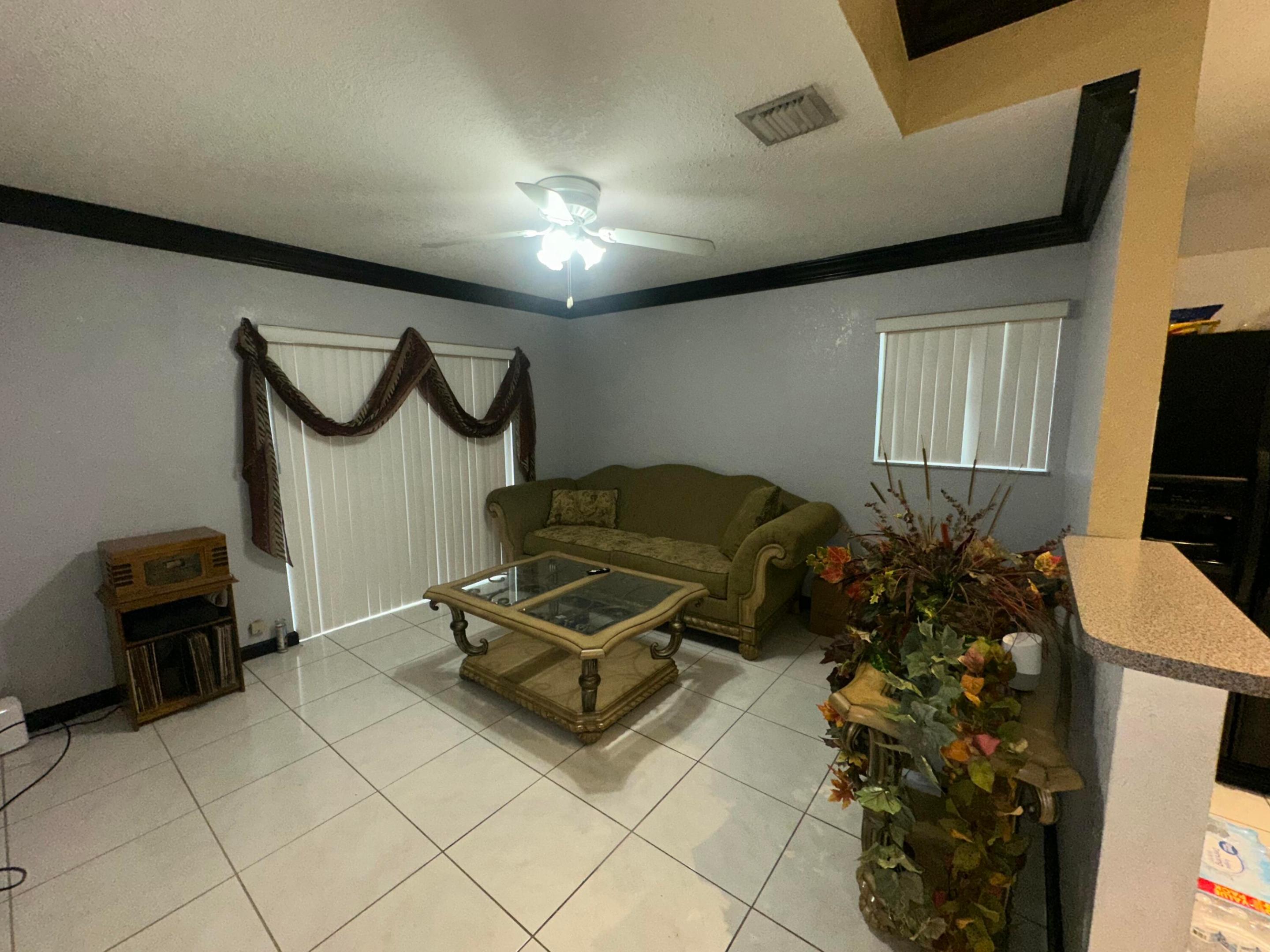 JOSEPH AND BLANCHE ELY PLAT - Residential