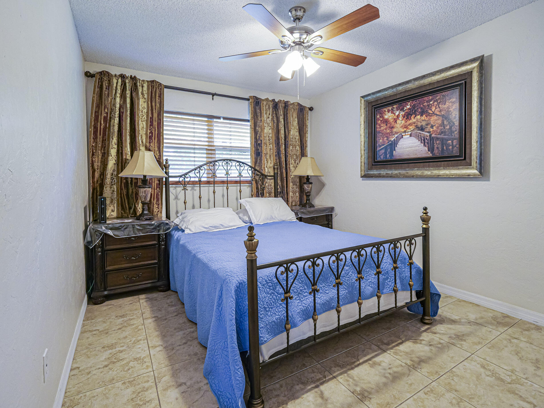 SHADOWLAWN CONDO - Residential