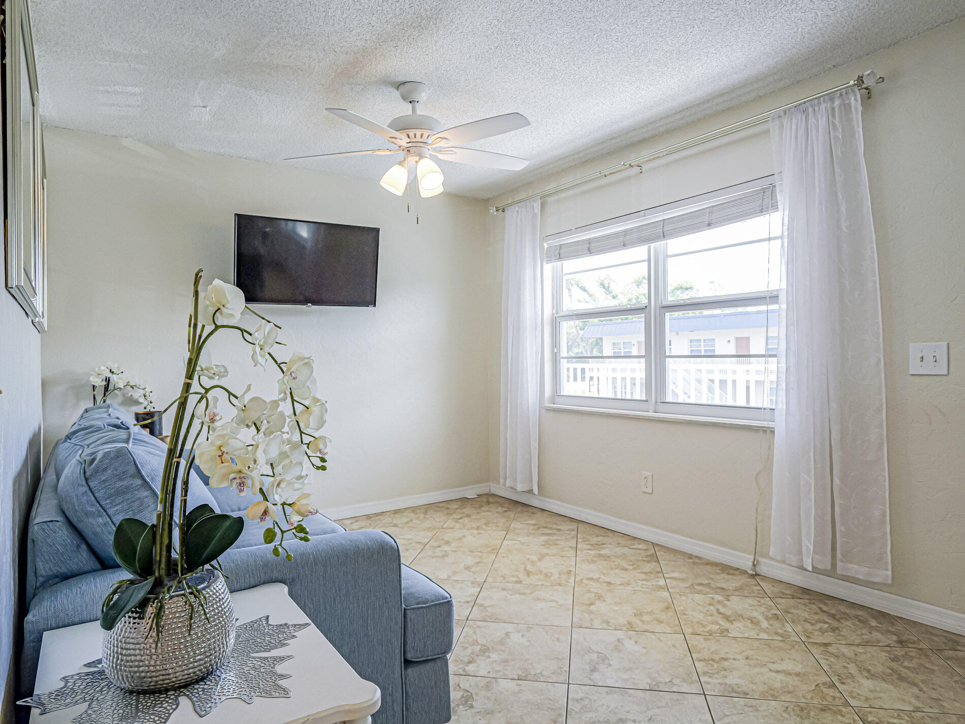 SHADOWLAWN CONDO - Residential