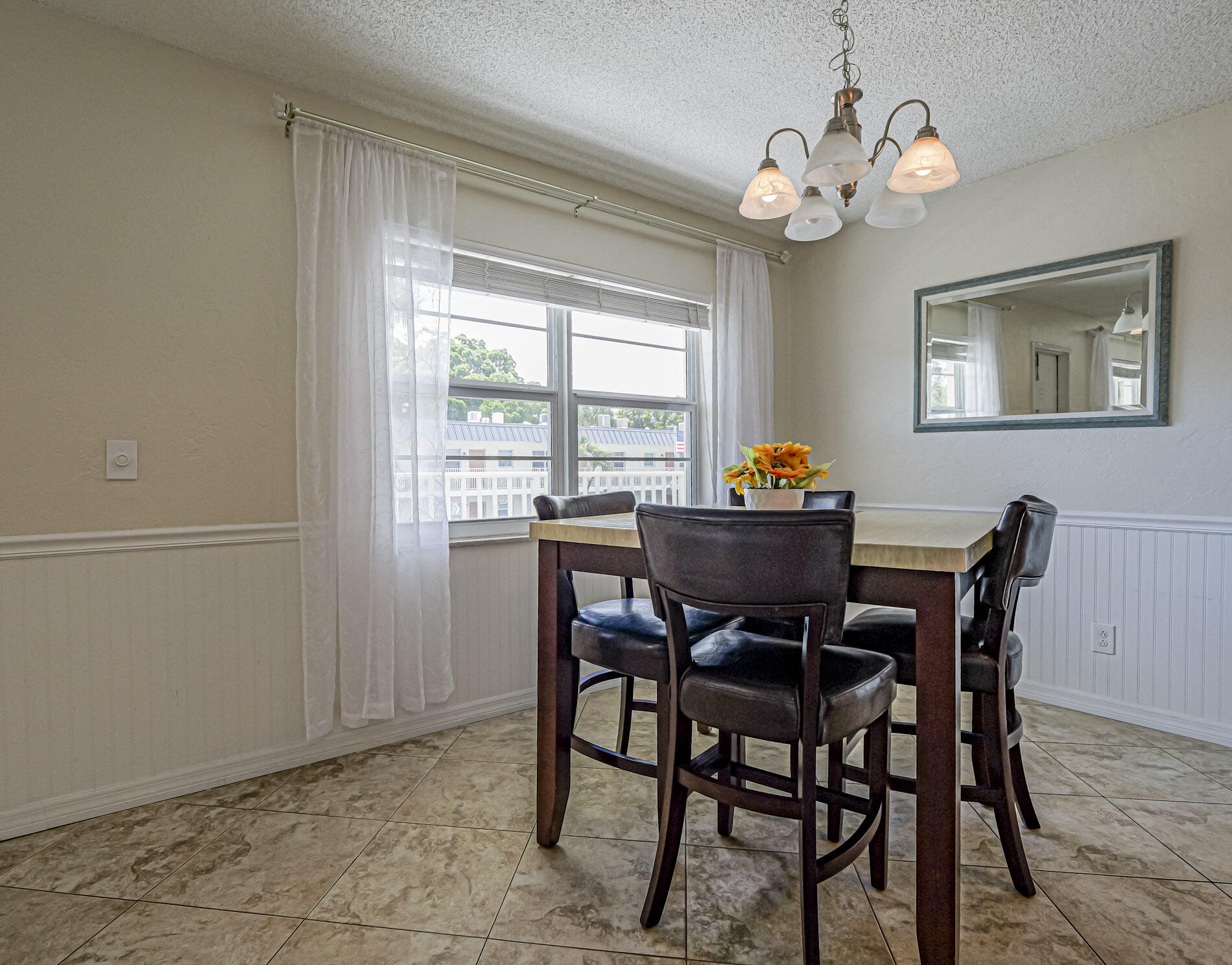 SHADOWLAWN CONDO - Residential