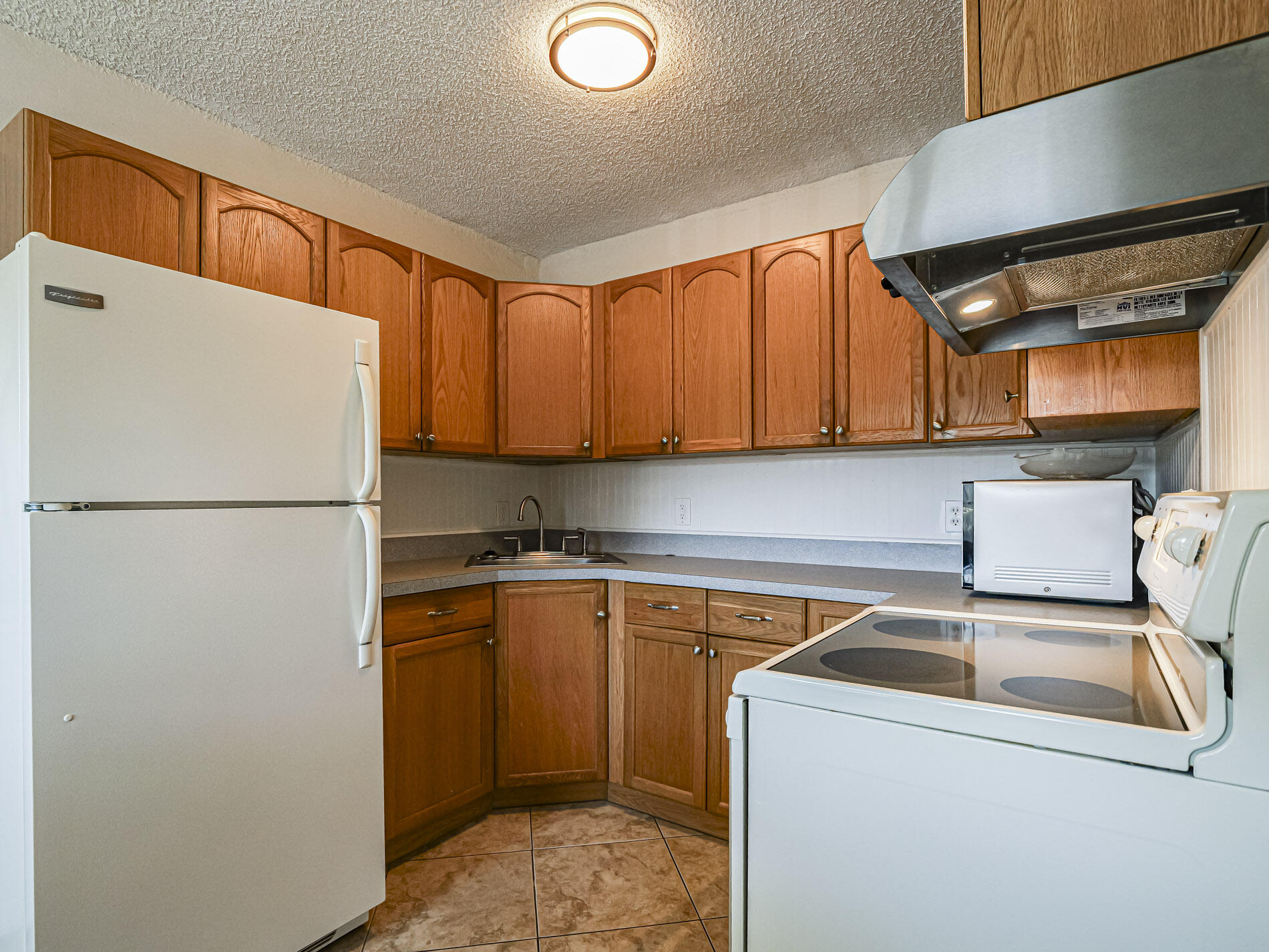 SHADOWLAWN CONDO - Residential