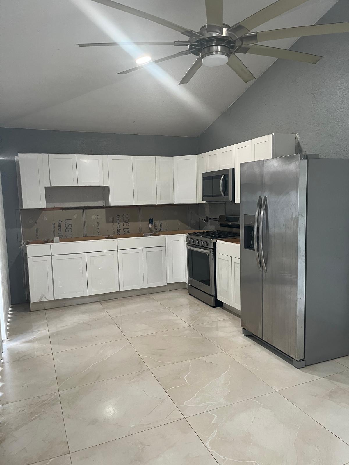 PORT ST LUCIE SECTION 27 - Residential