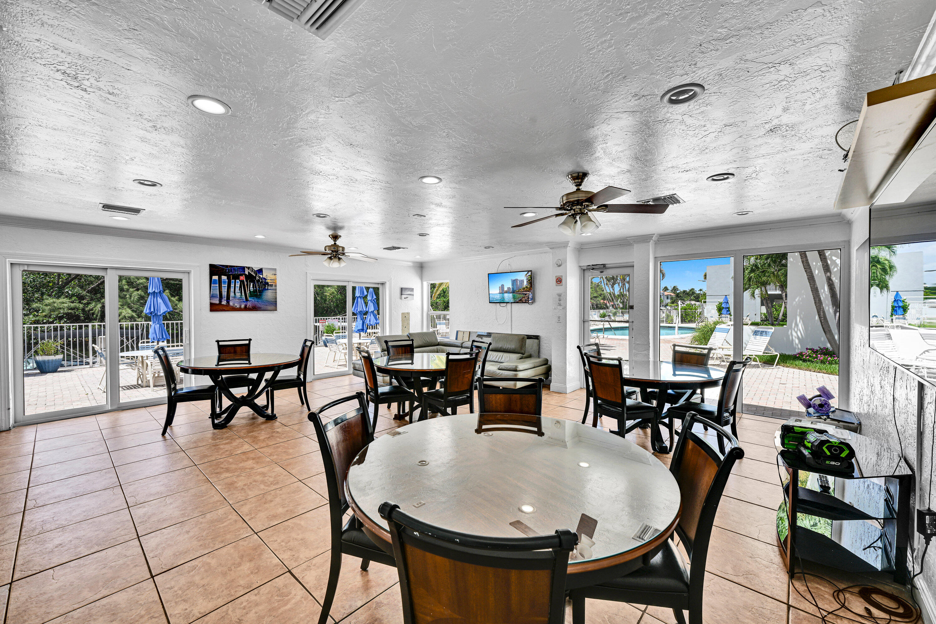 CASA LA QUINTA CONDO - Residential