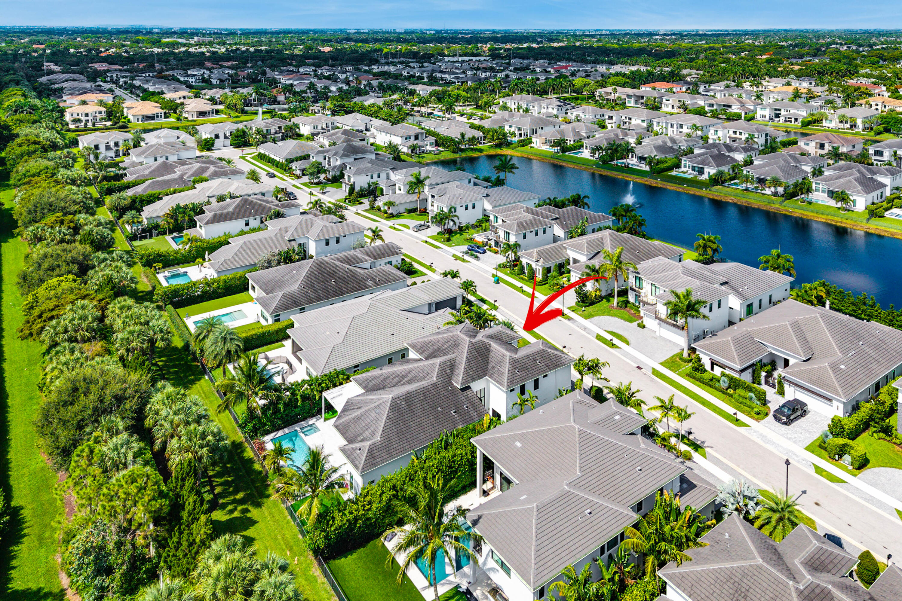 ROYAL PALM POLO - Residential