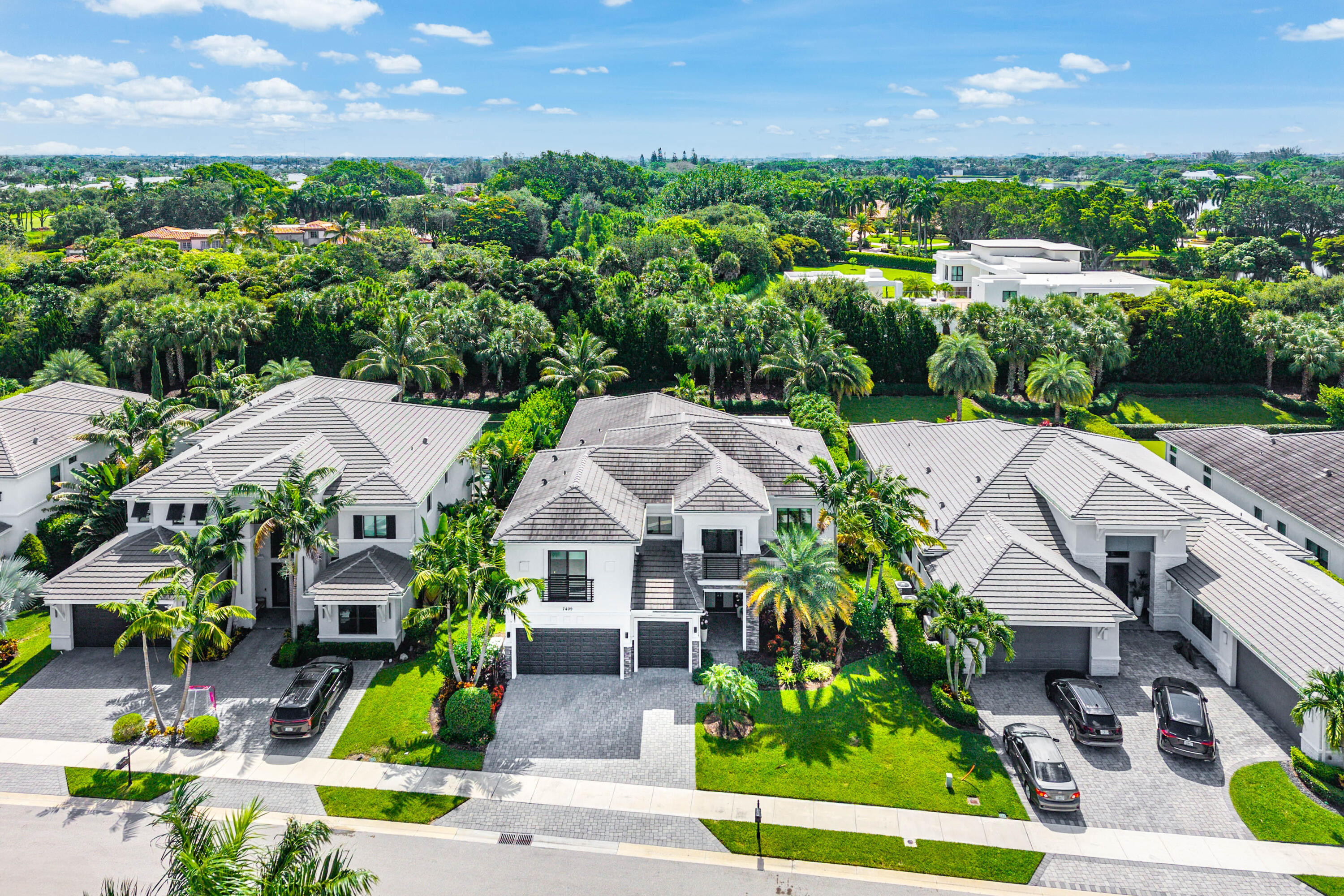 ROYAL PALM POLO - Residential