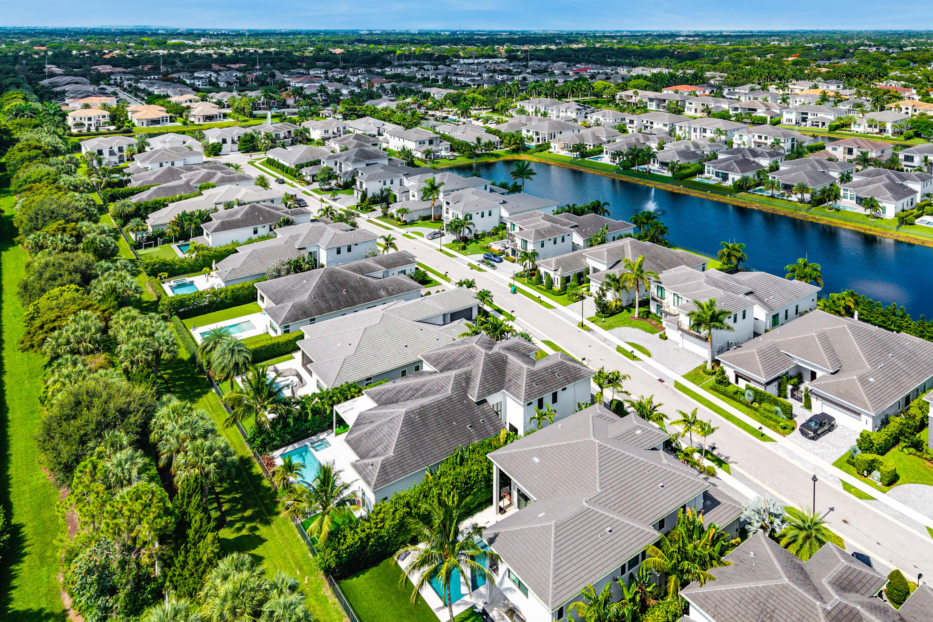 ROYAL PALM POLO - Residential