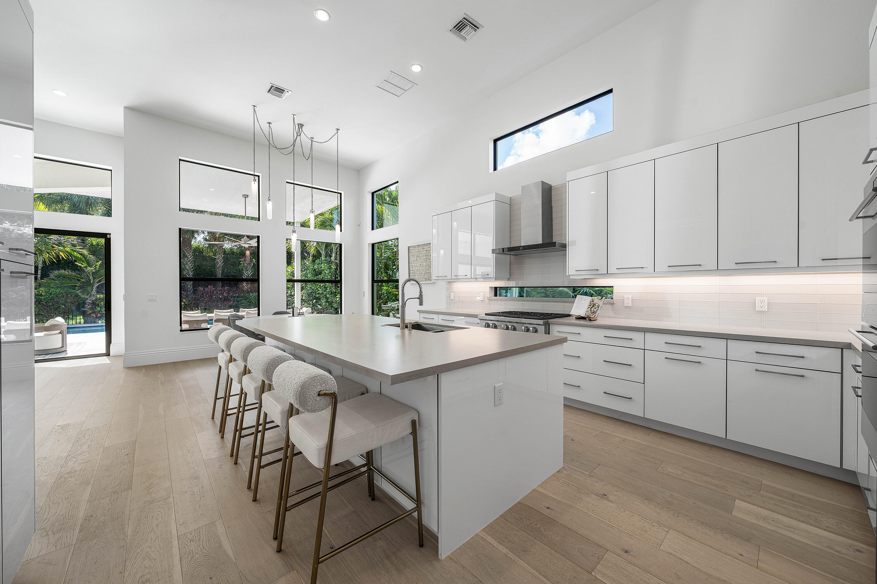 ROYAL PALM POLO - Residential