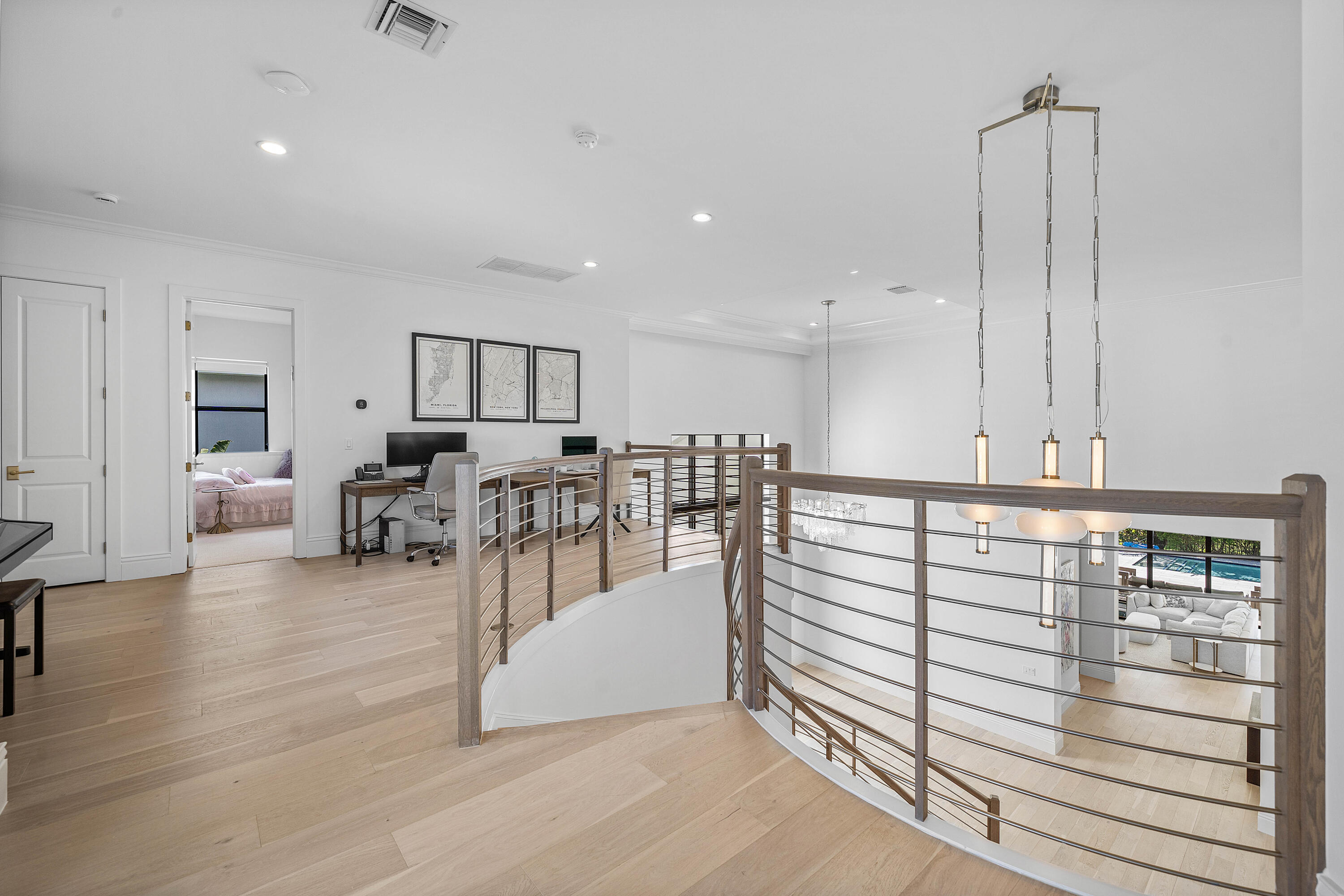 ROYAL PALM POLO - Residential