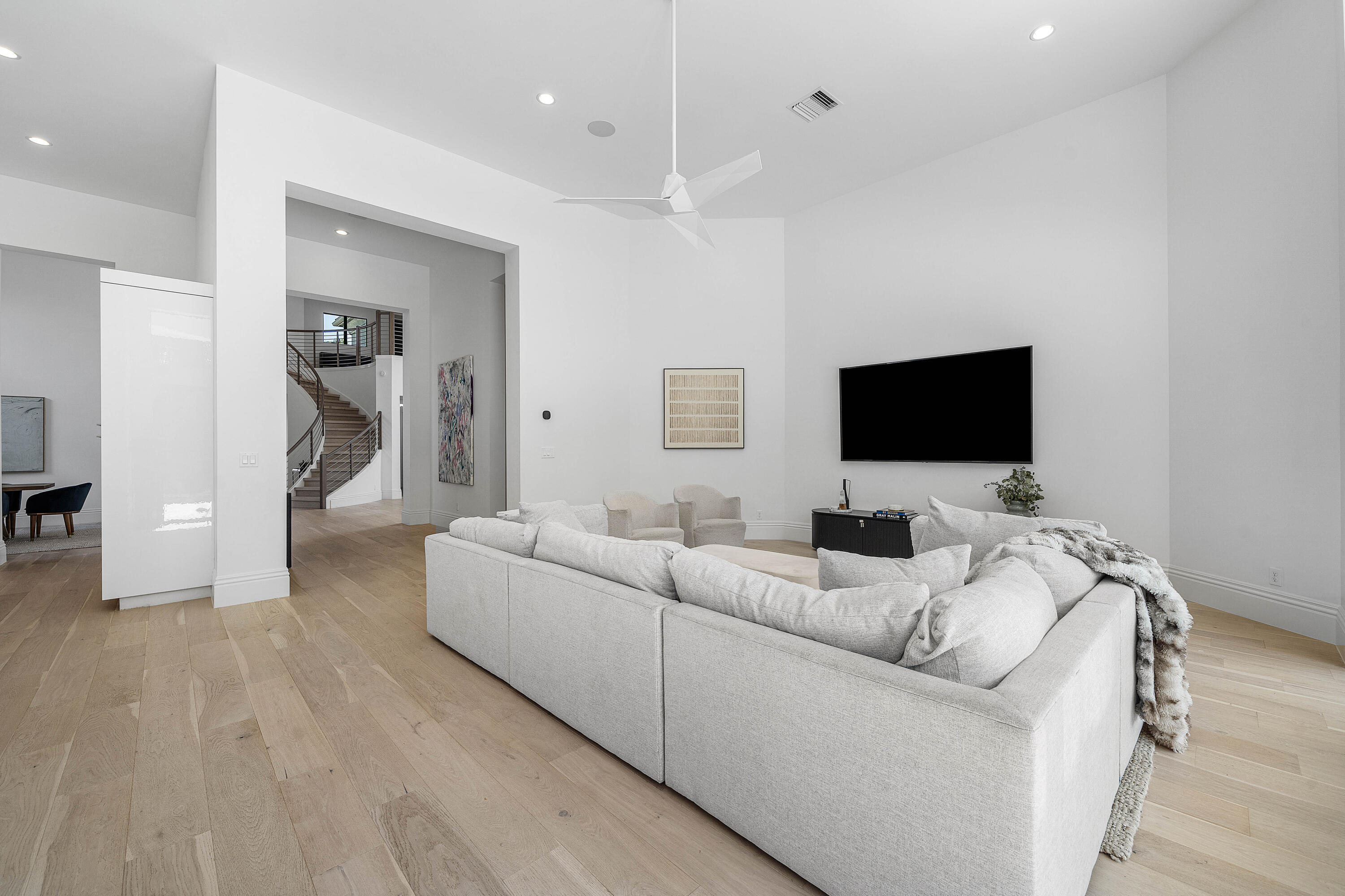 ROYAL PALM POLO - Residential