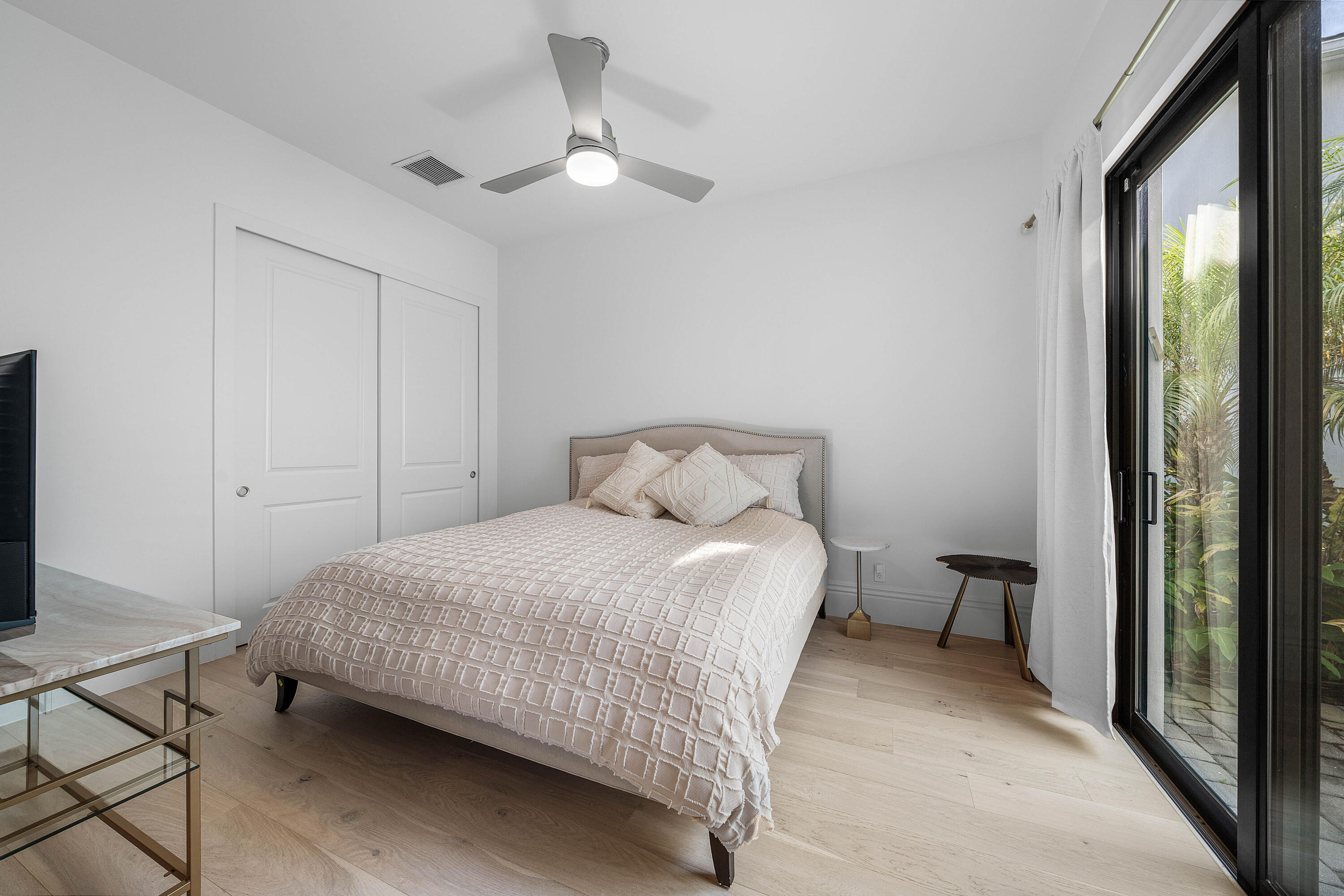 ROYAL PALM POLO - Residential