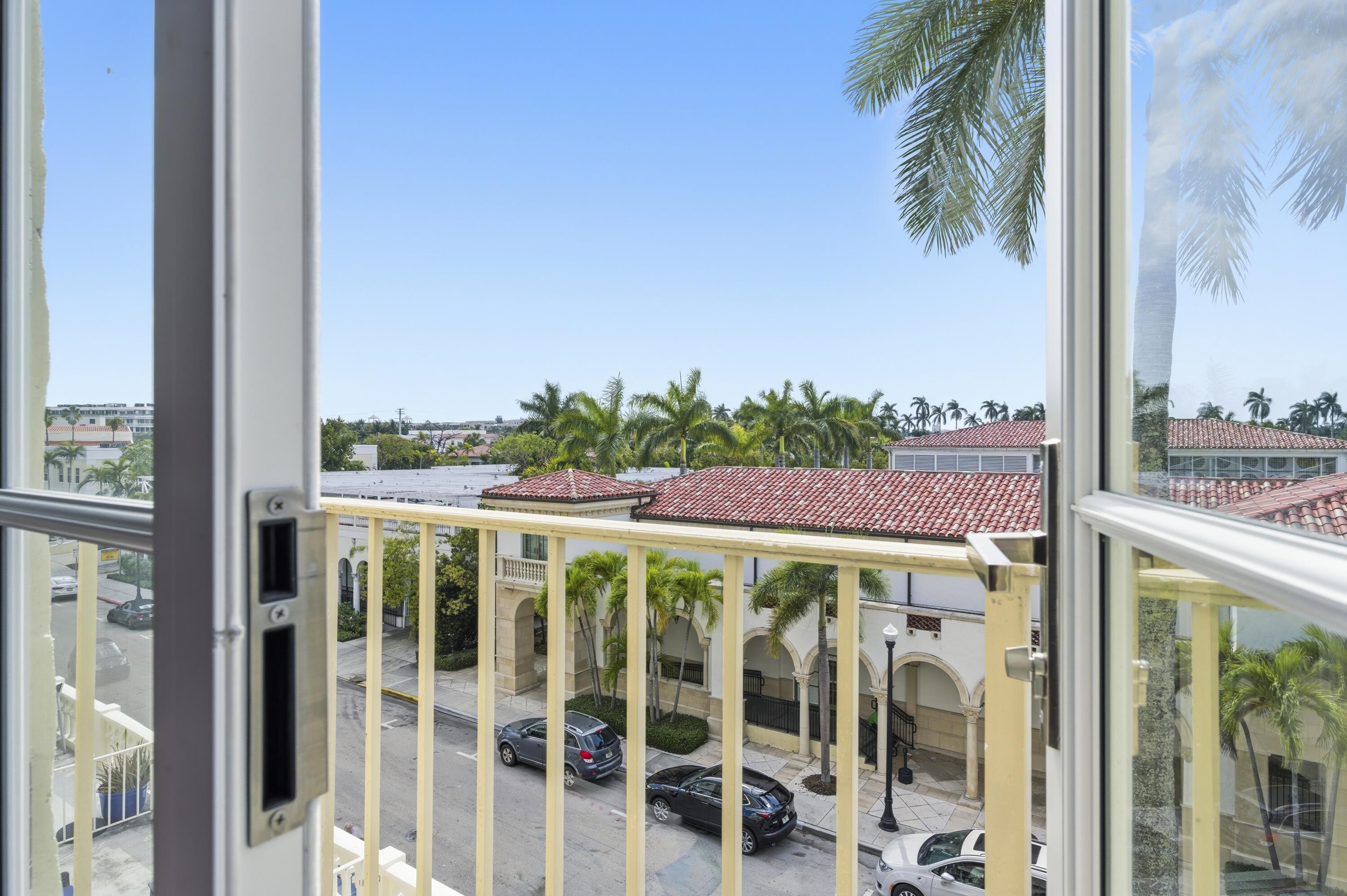 PALM BEACH HOTEL CONDO - Residential