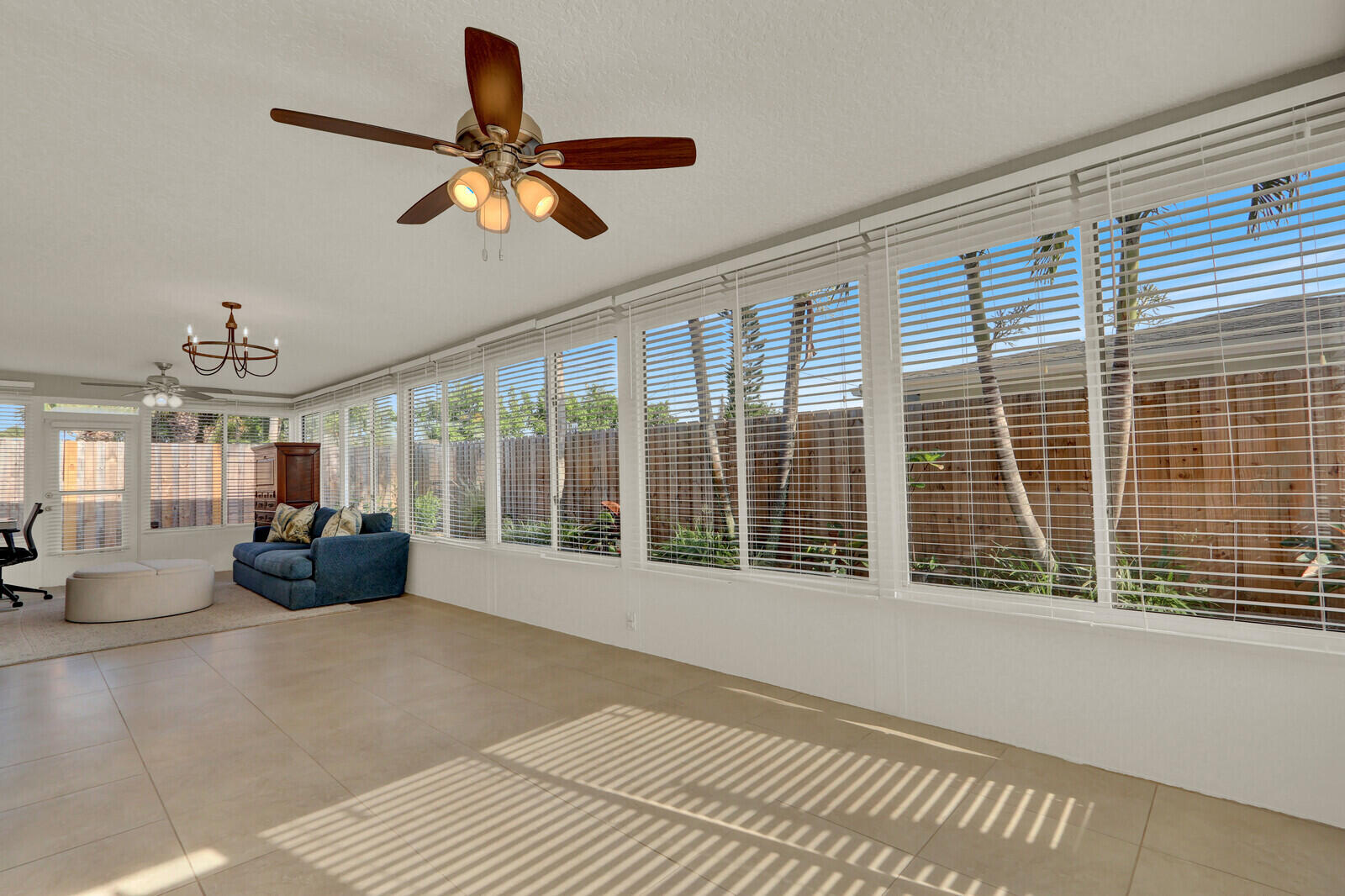PALM BEACH GARDENS 3 - Residential